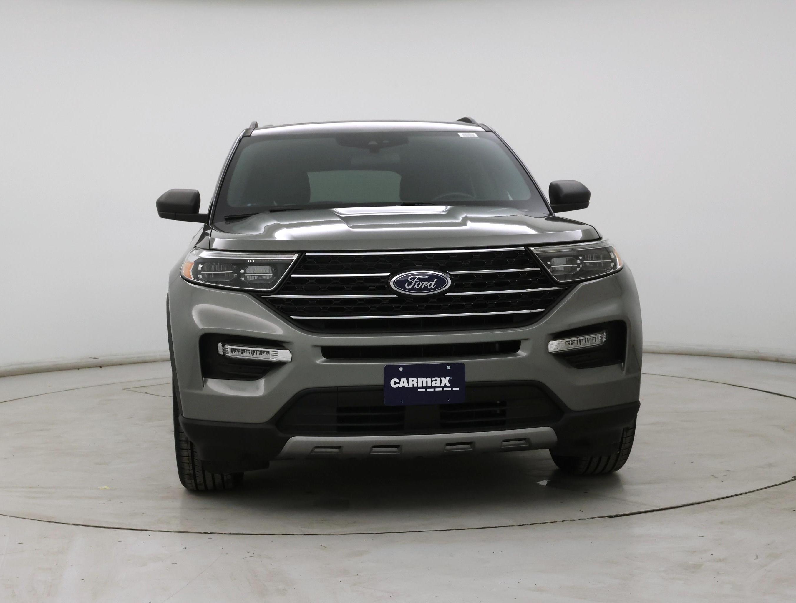 Thumbnail: 2020 Ford Explorer - 5
