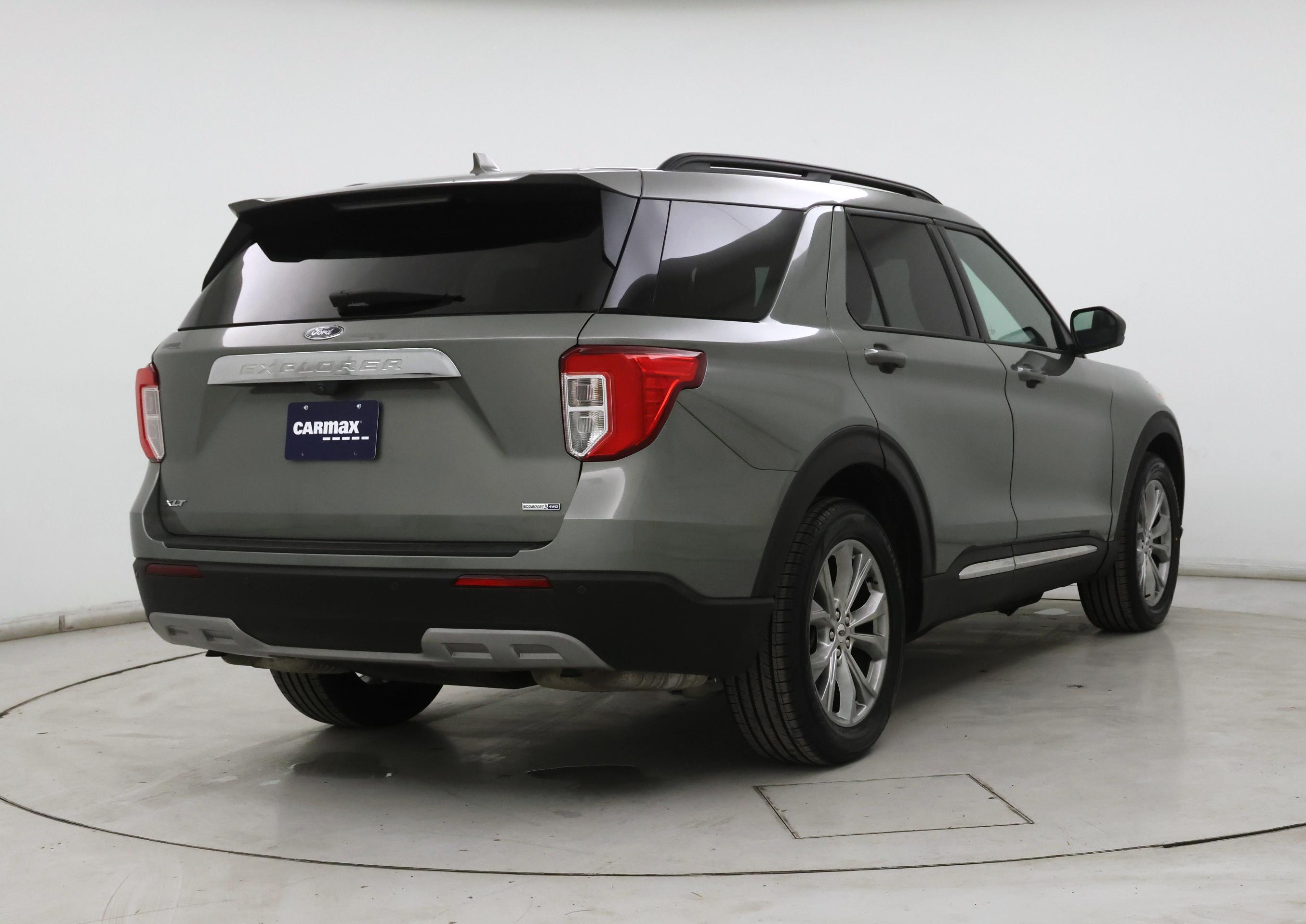 Thumbnail: 2020 Ford Explorer - 8
