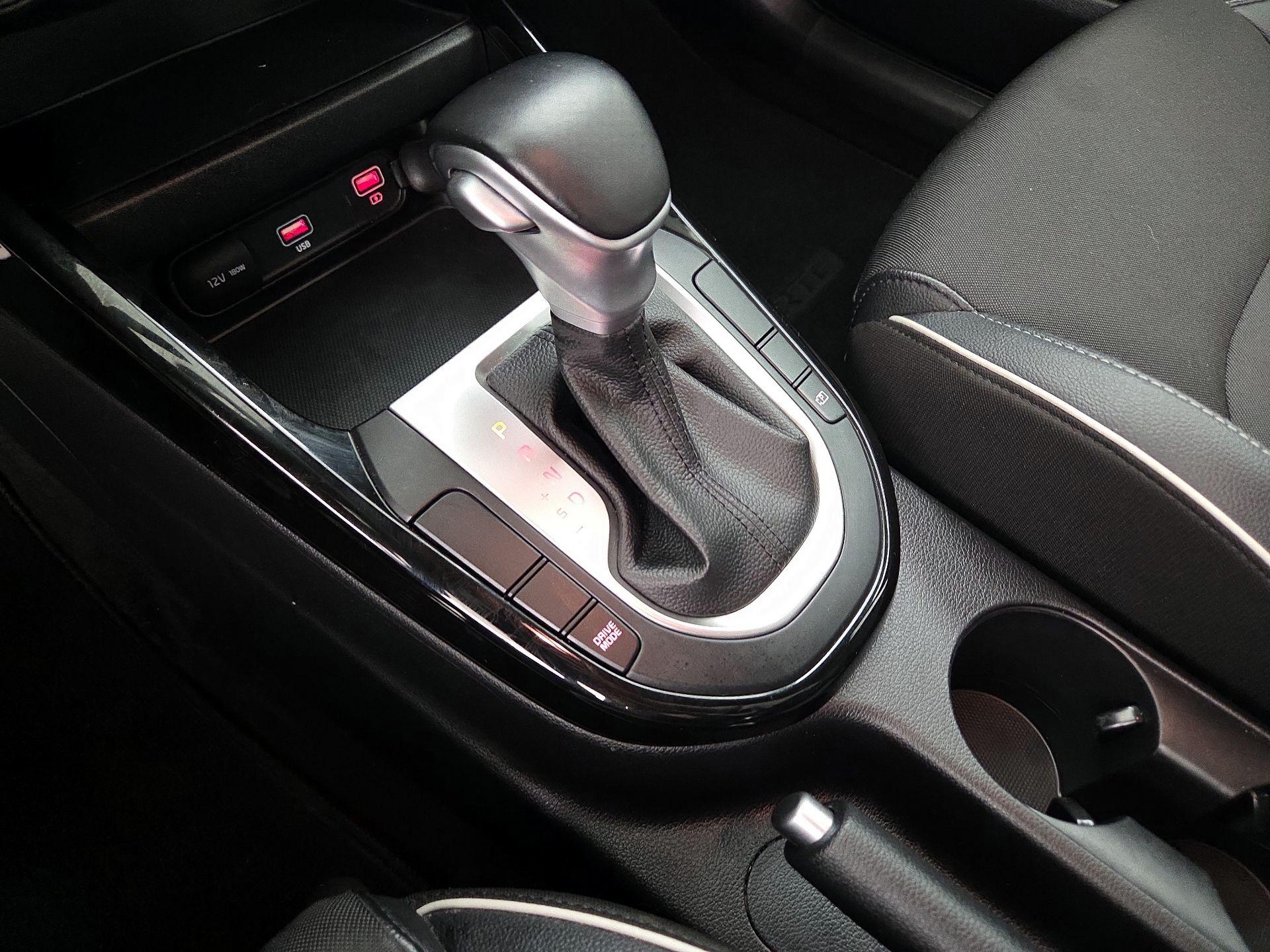 Thumbnail: 2022 Kia Forte - 18