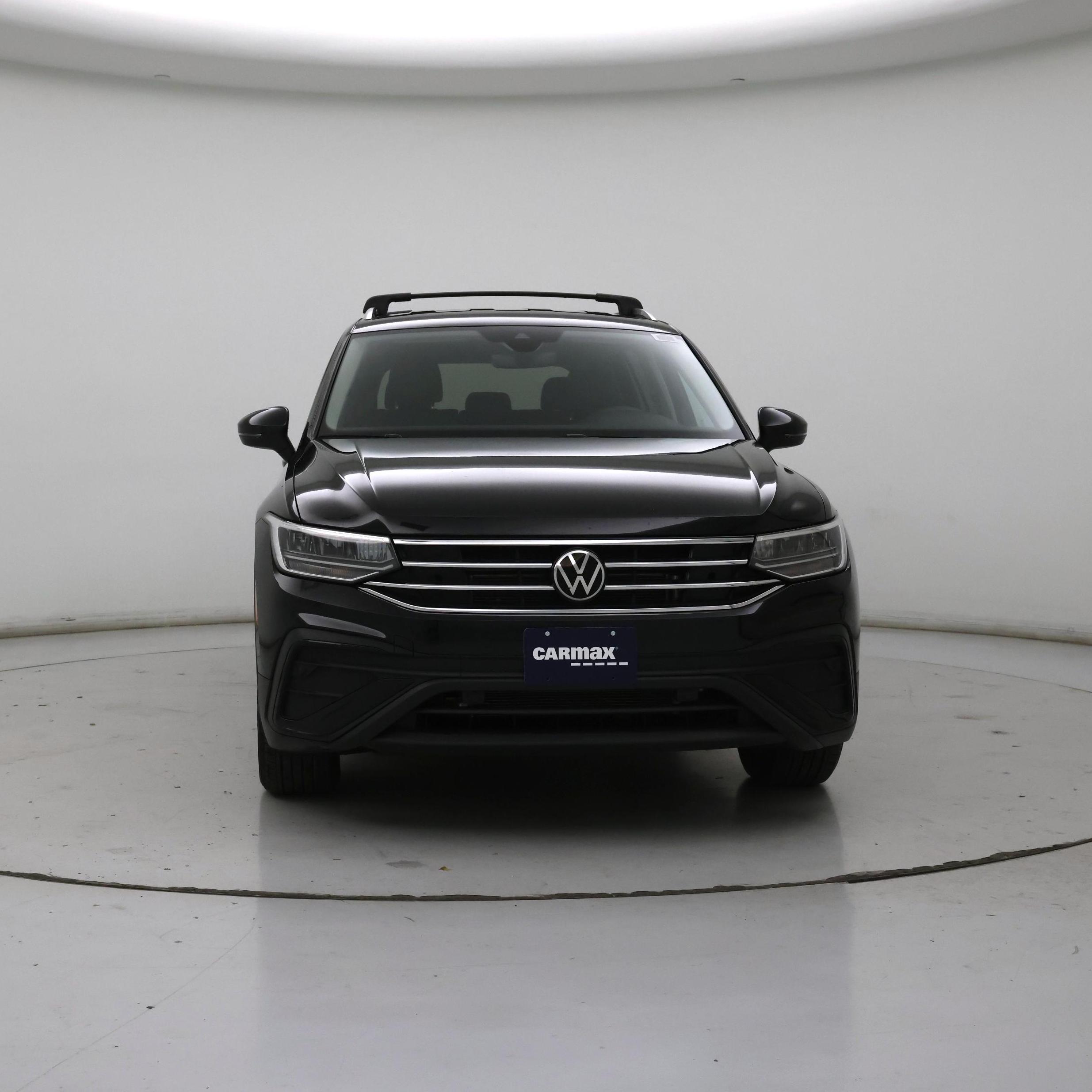 Thumbnail: 2023 Volkswagen Tiguan - 5