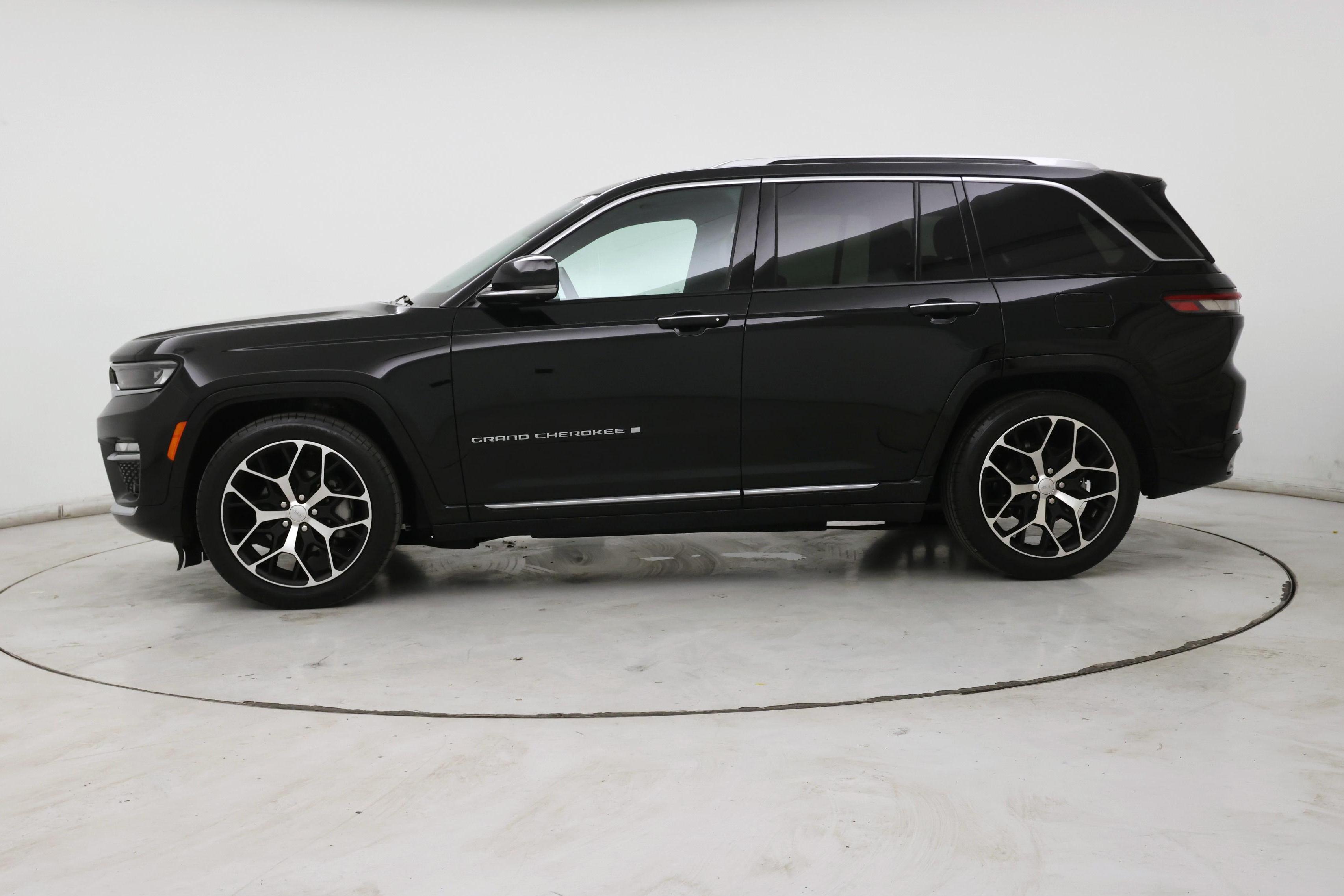 Thumbnail: 2023 Jeep Grand Cherokee - 3