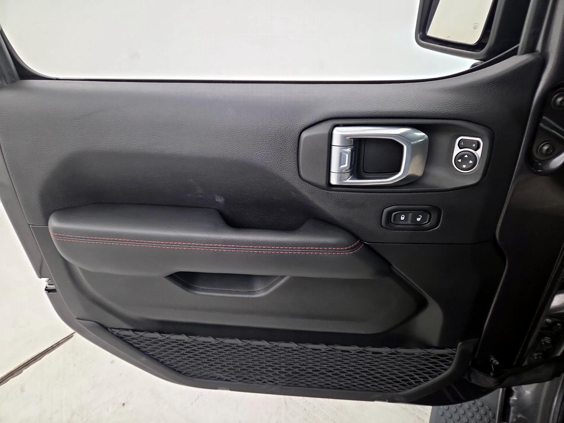 Thumbnail: 2022 Jeep Wrangler - 12