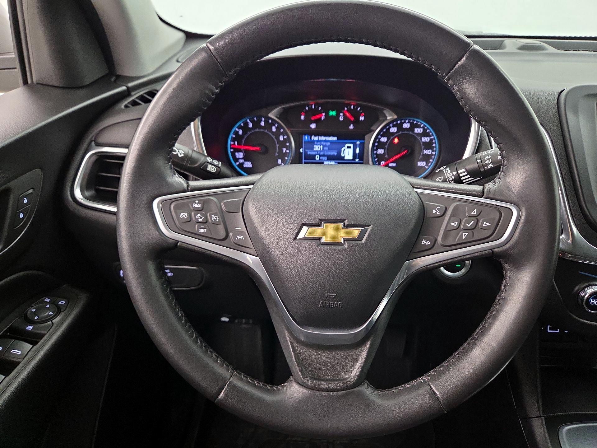 Thumbnail: 2022 Chevrolet Equinox - 10