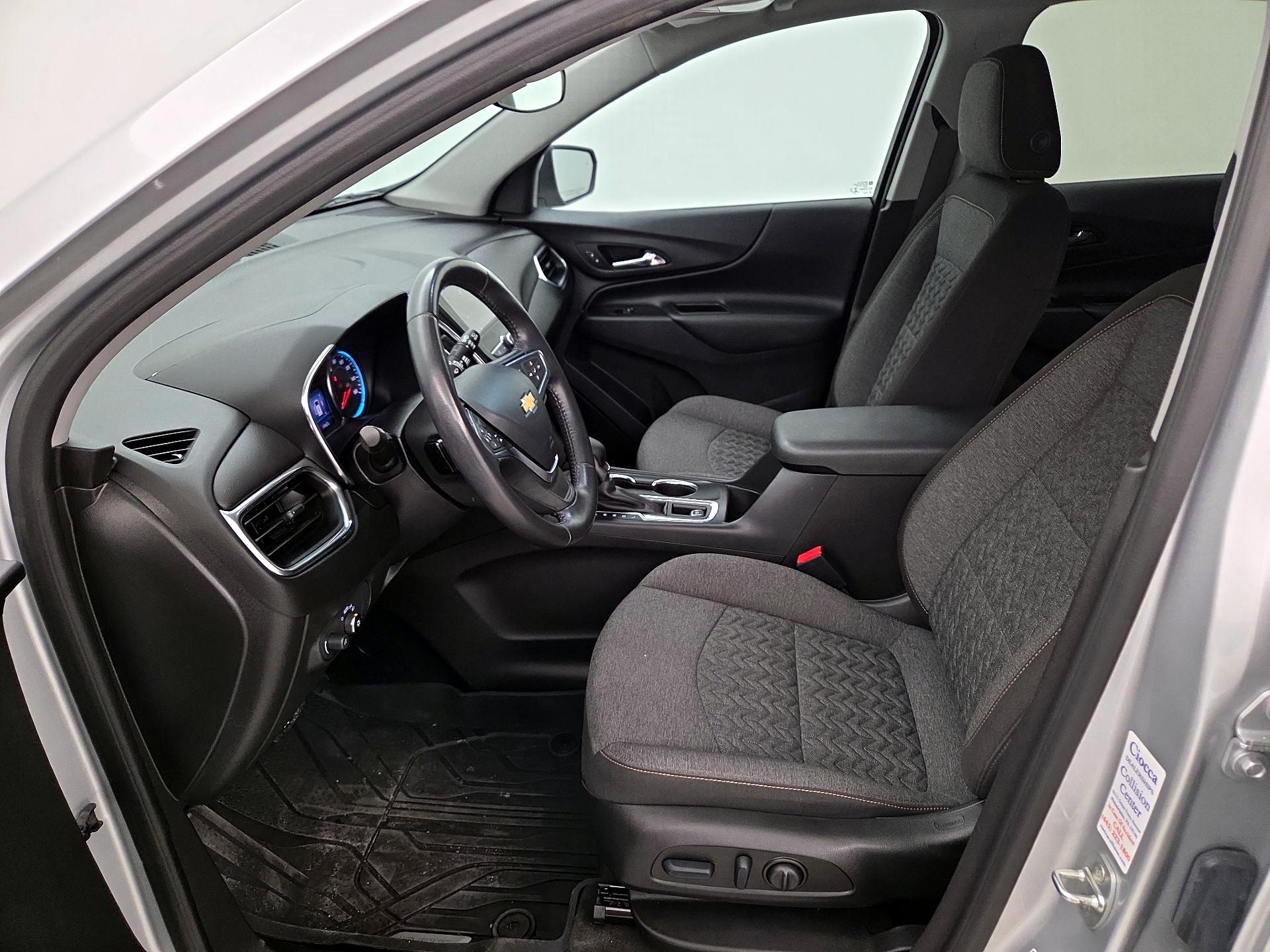 Thumbnail: 2022 Chevrolet Equinox - 11