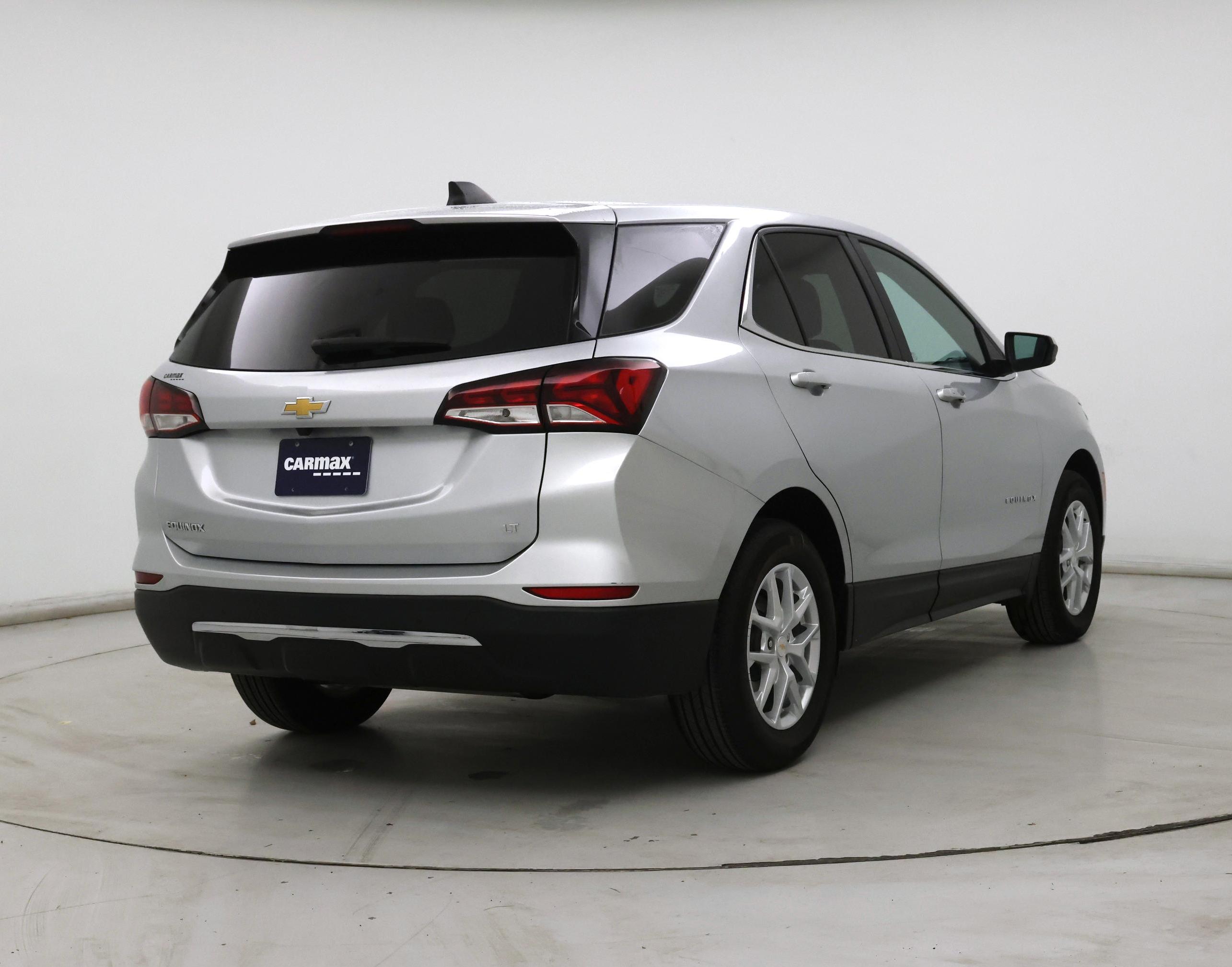 Thumbnail: 2022 Chevrolet Equinox - 8