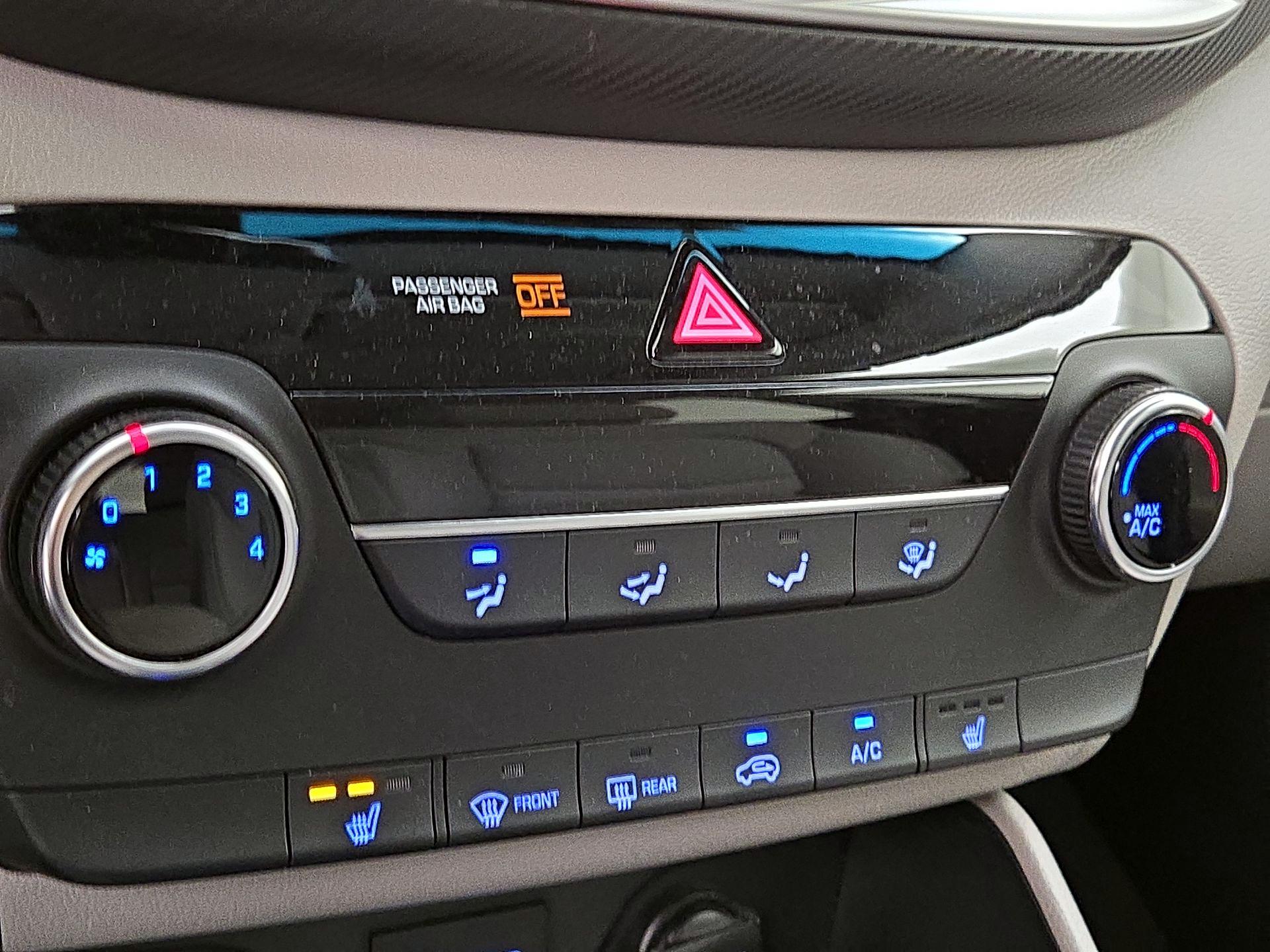 Thumbnail: 2020 Hyundai Tucson - 16