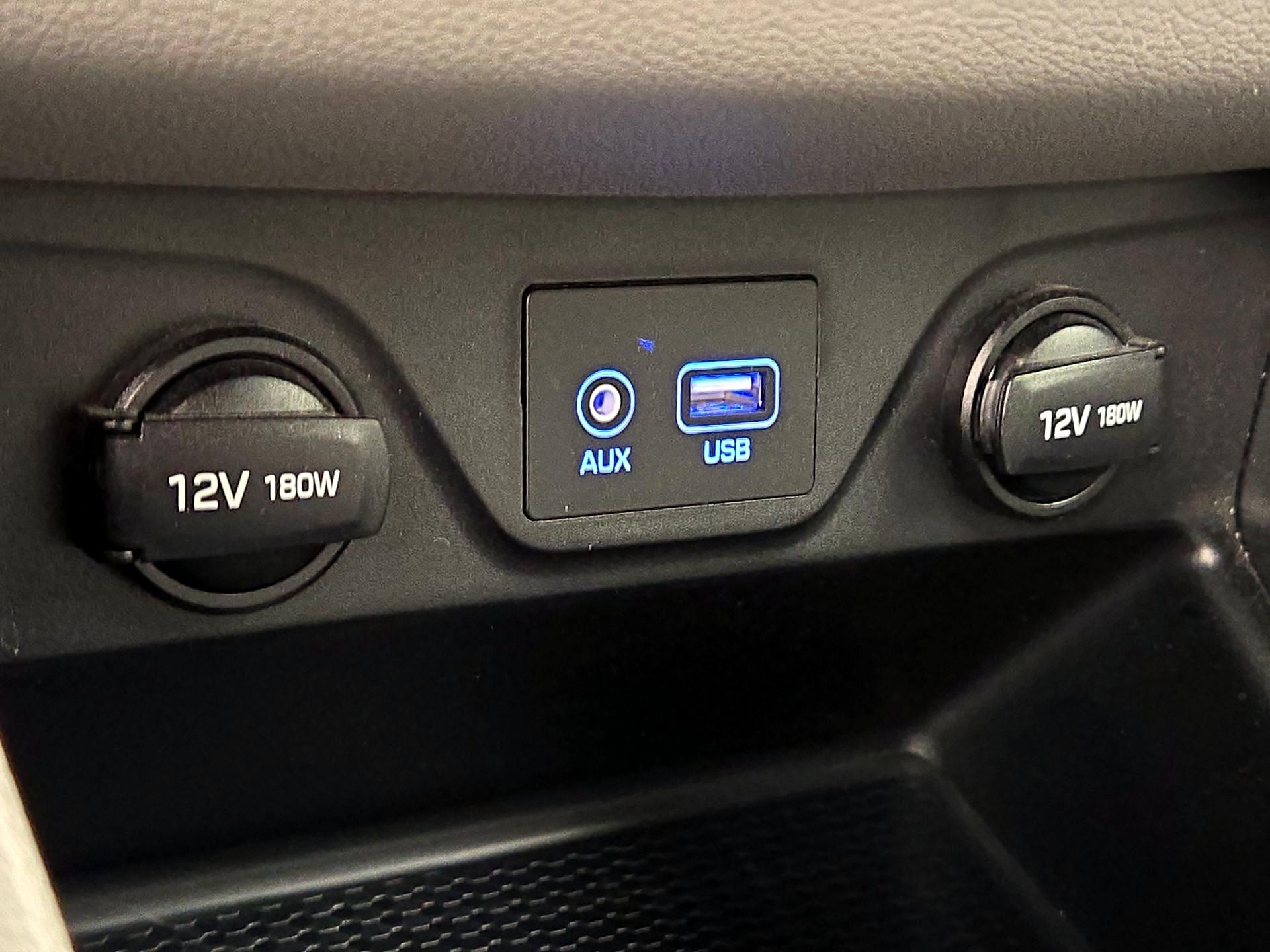 Thumbnail: 2020 Hyundai Tucson - 18