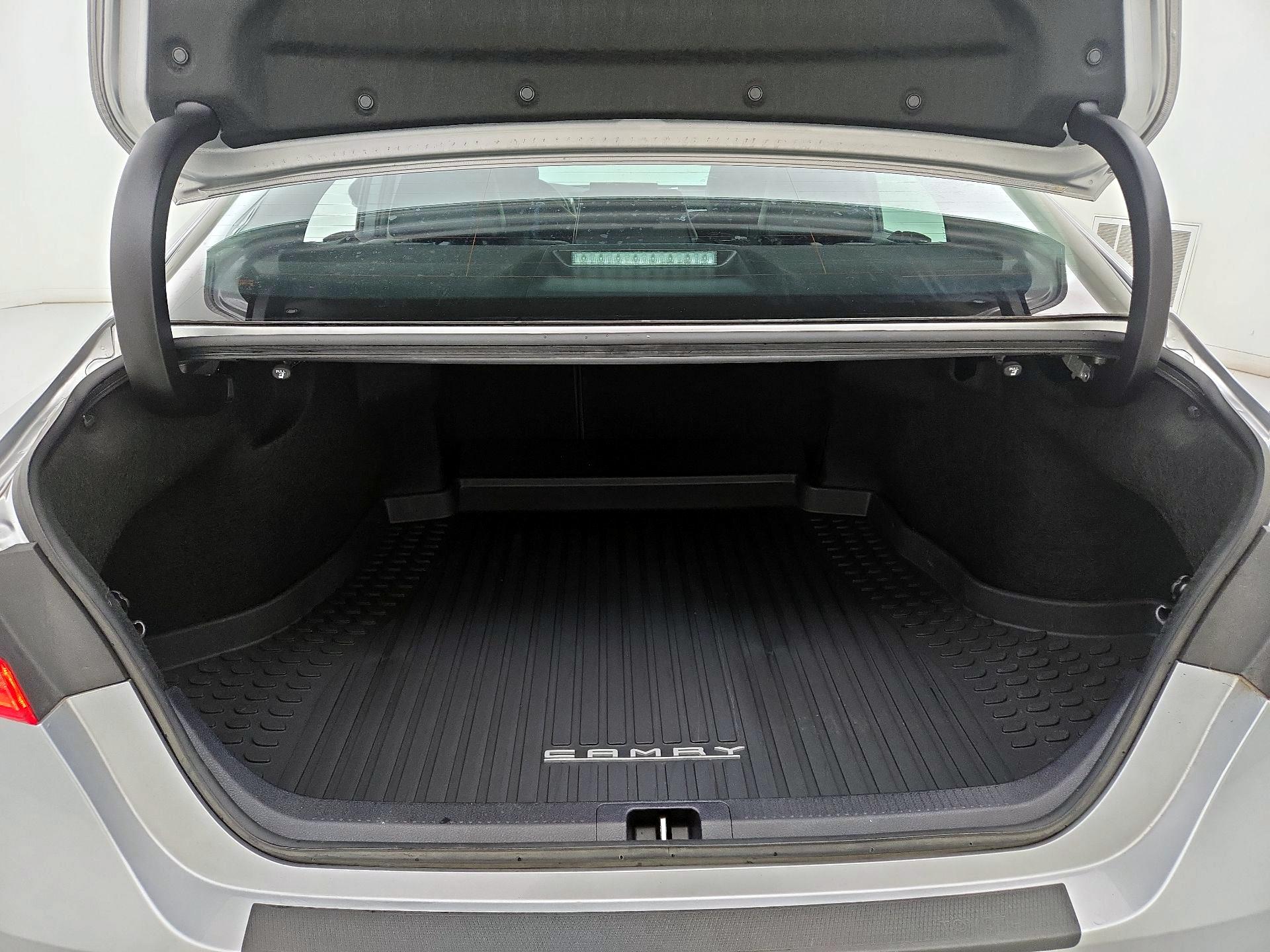 Thumbnail: 2023 Toyota Camry - 20