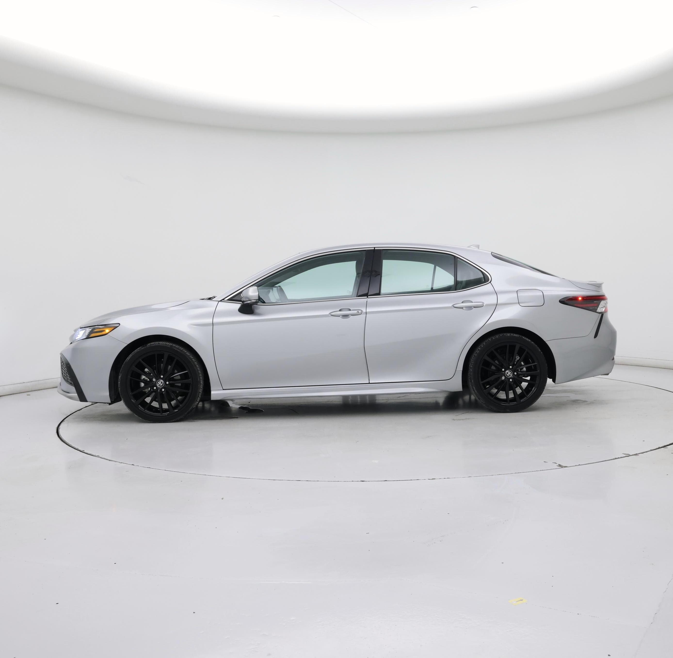 Thumbnail: 2023 Toyota Camry - 3