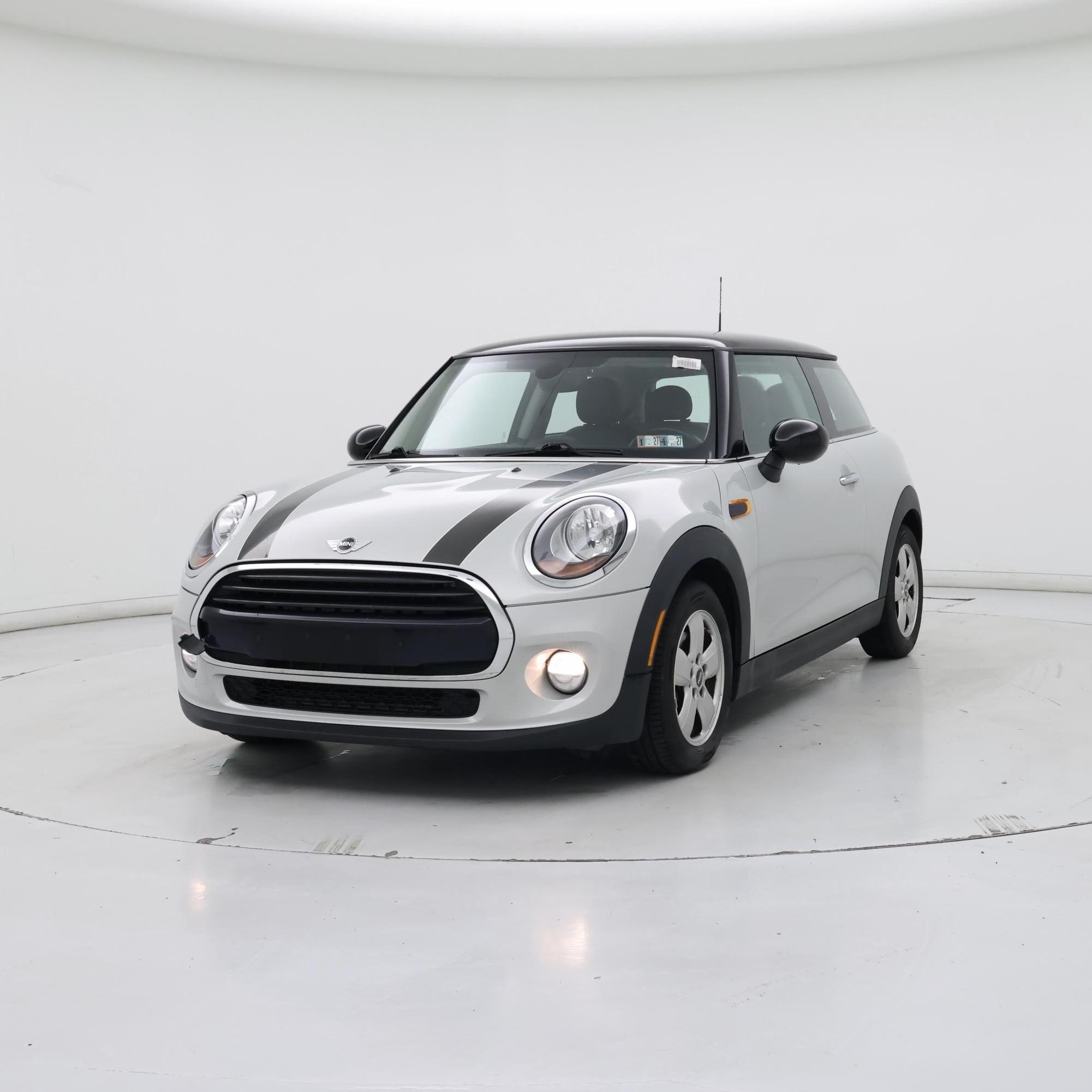 Thumbnail: 2016 MINI Cooper Hardtop - 4
