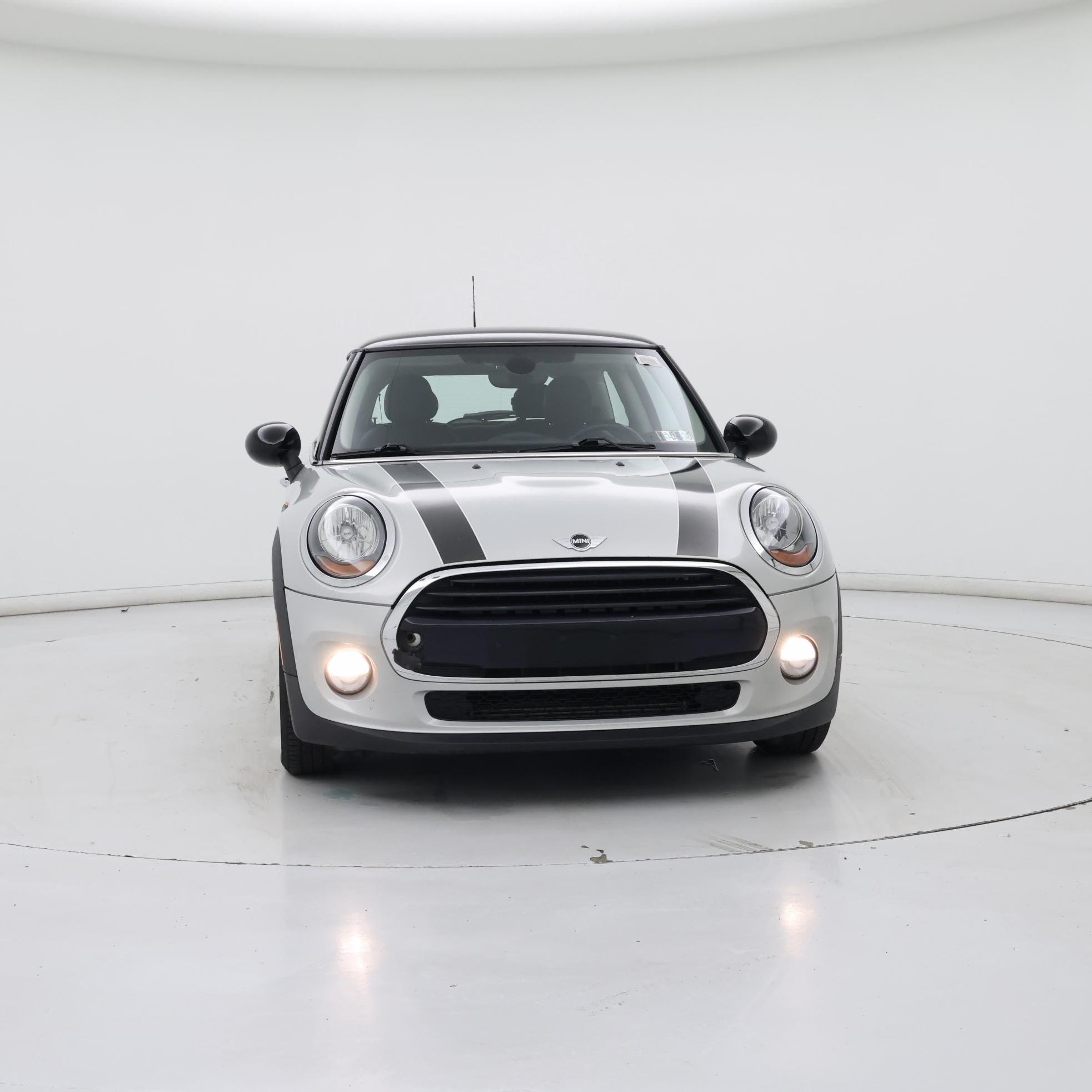 Thumbnail: 2016 MINI Cooper Hardtop - 5