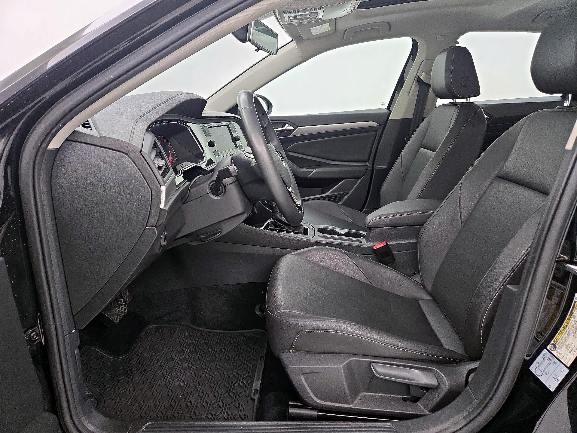 Thumbnail: 2020 Volkswagen Jetta - 11