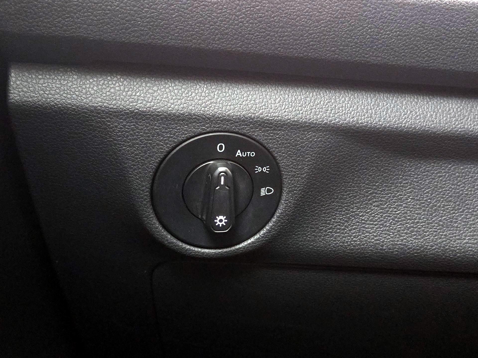 Thumbnail: 2020 Volkswagen Jetta - 13