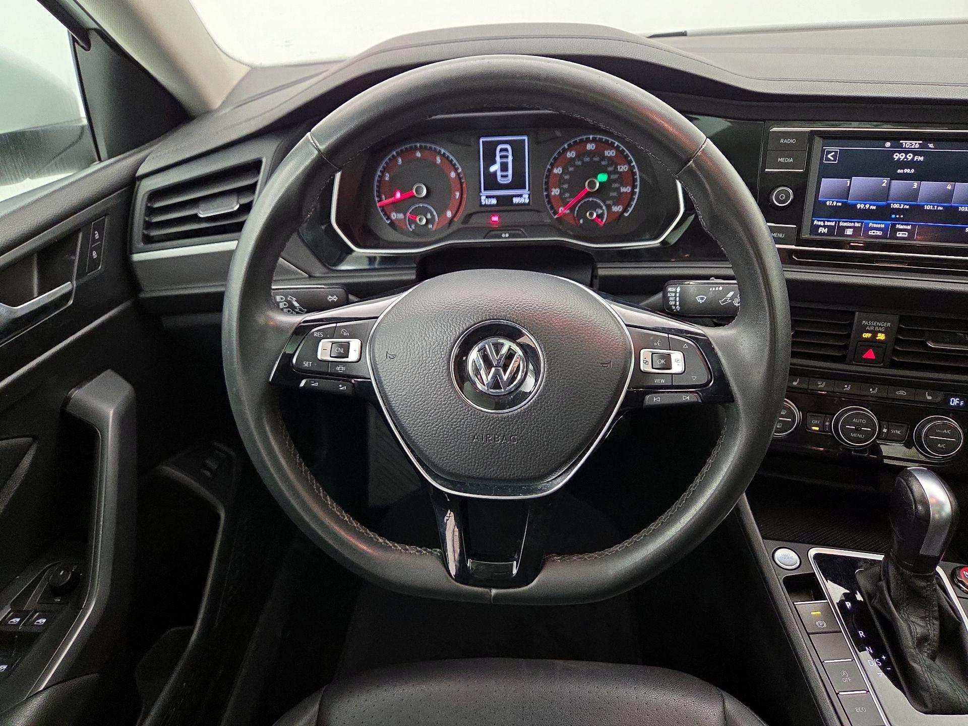 Thumbnail: 2020 Volkswagen Jetta - 10