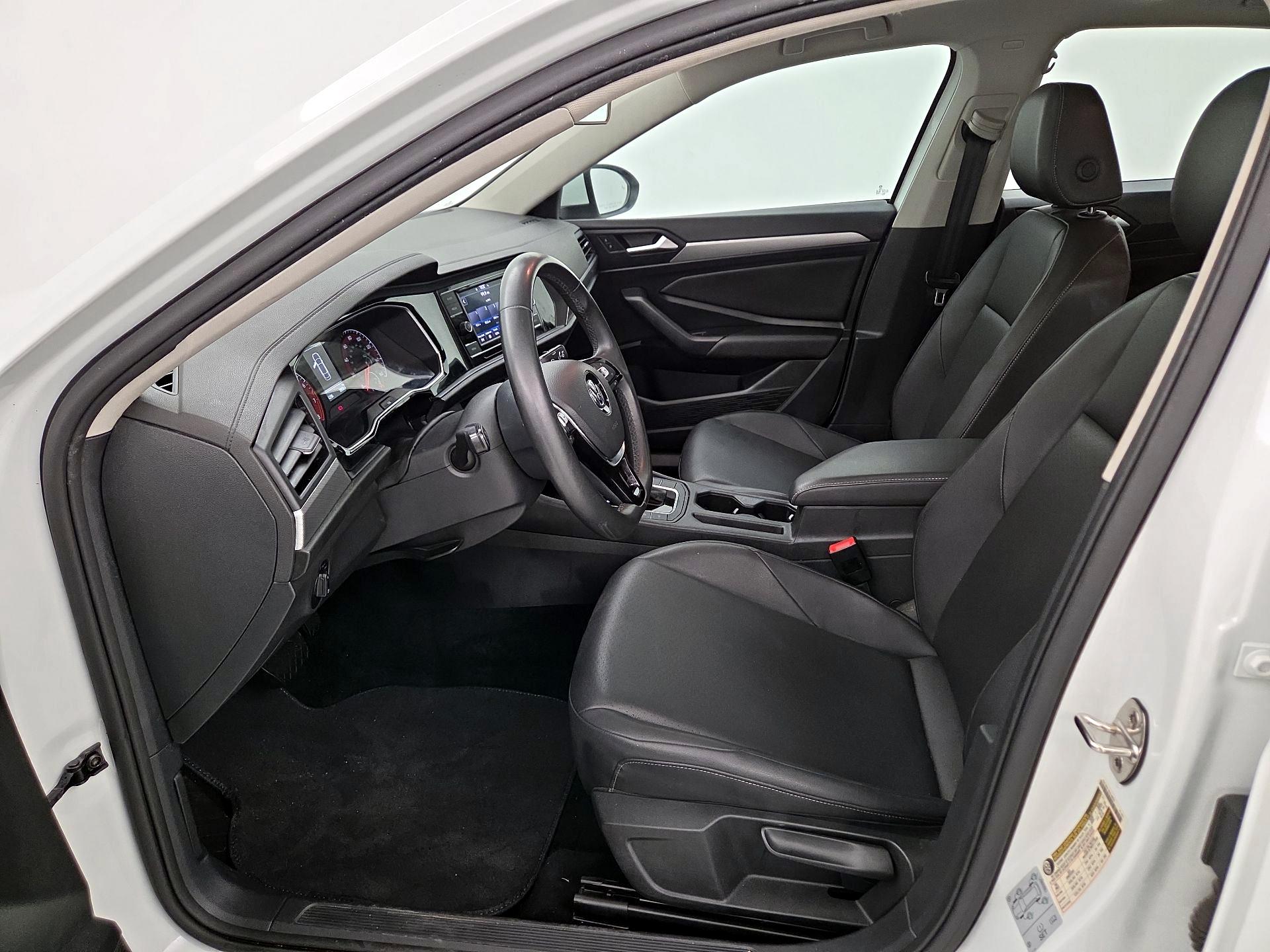 Thumbnail: 2020 Volkswagen Jetta - 11