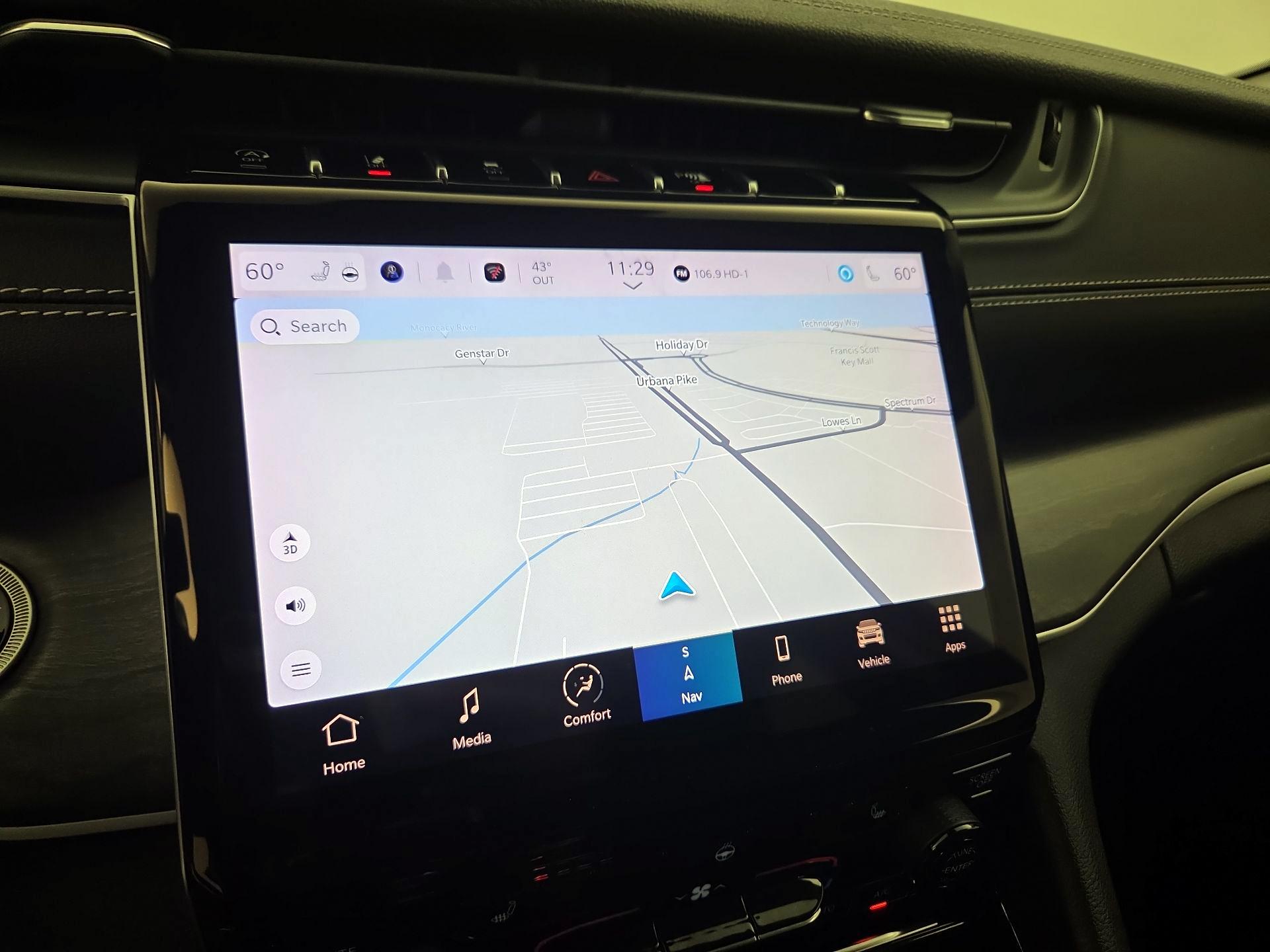 Thumbnail: 2022 Jeep Grand Cherokee - 14