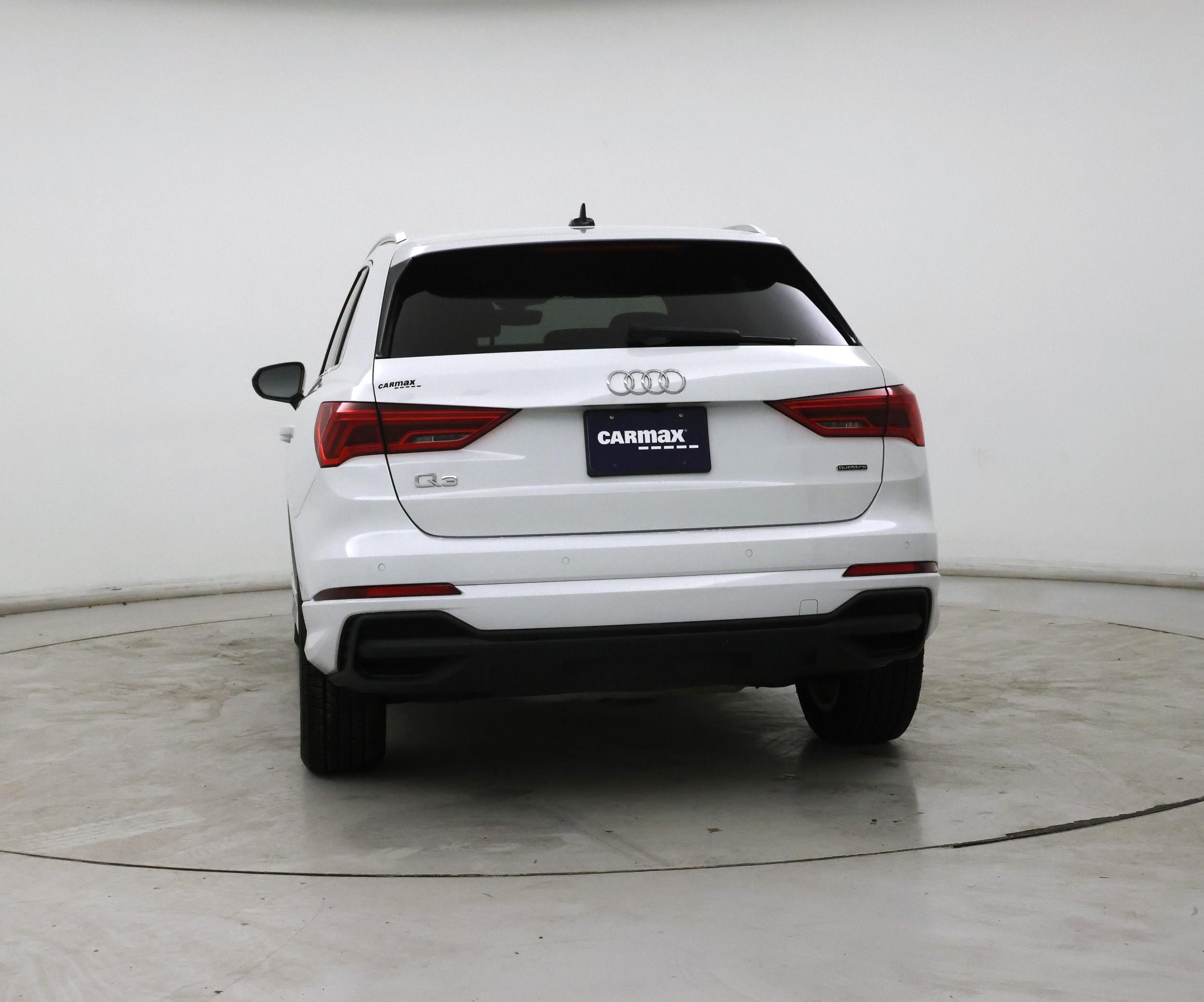 Thumbnail: 2023 Audi Q3 - 6