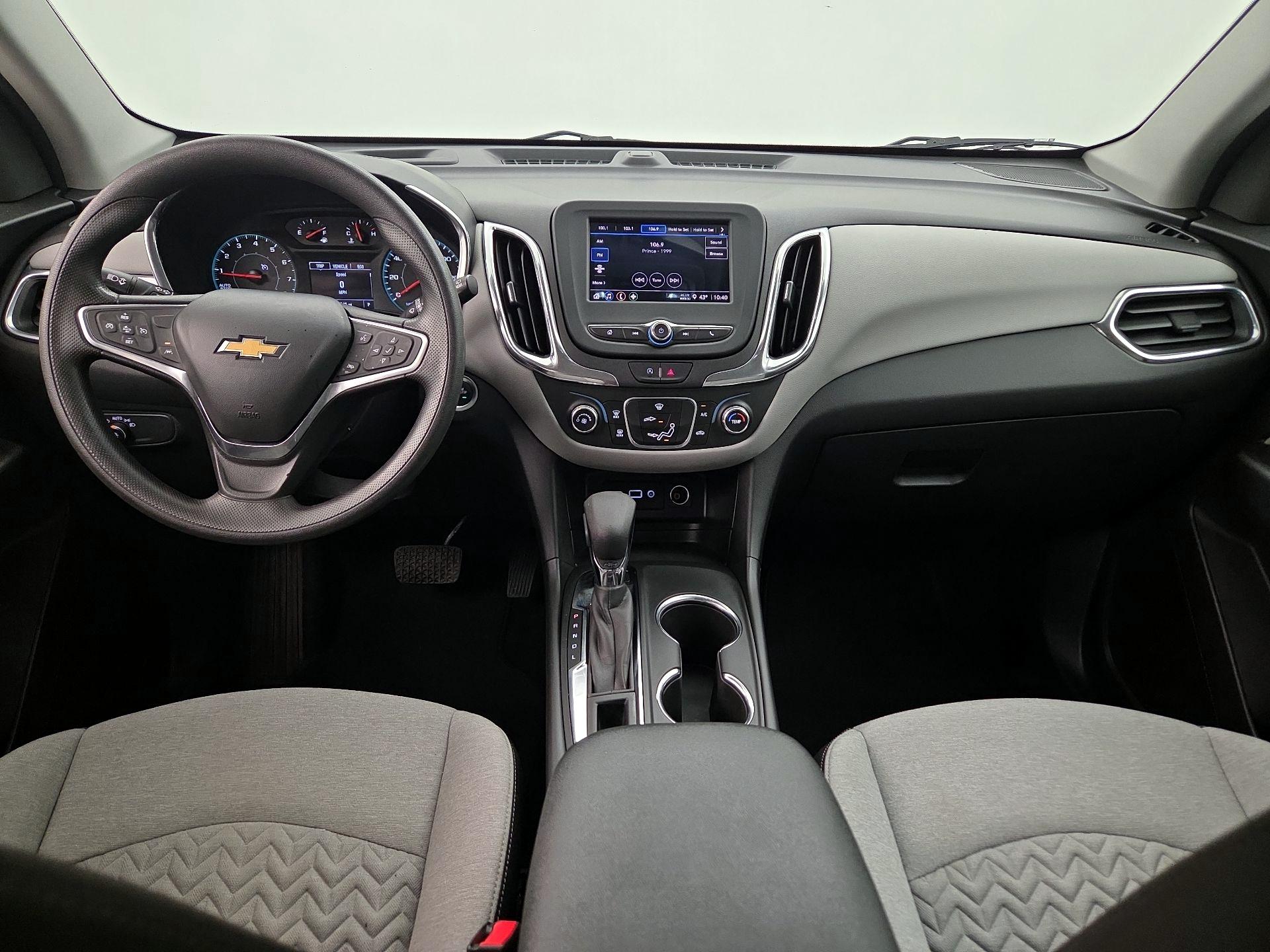 Thumbnail: 2022 Chevrolet Equinox - 9