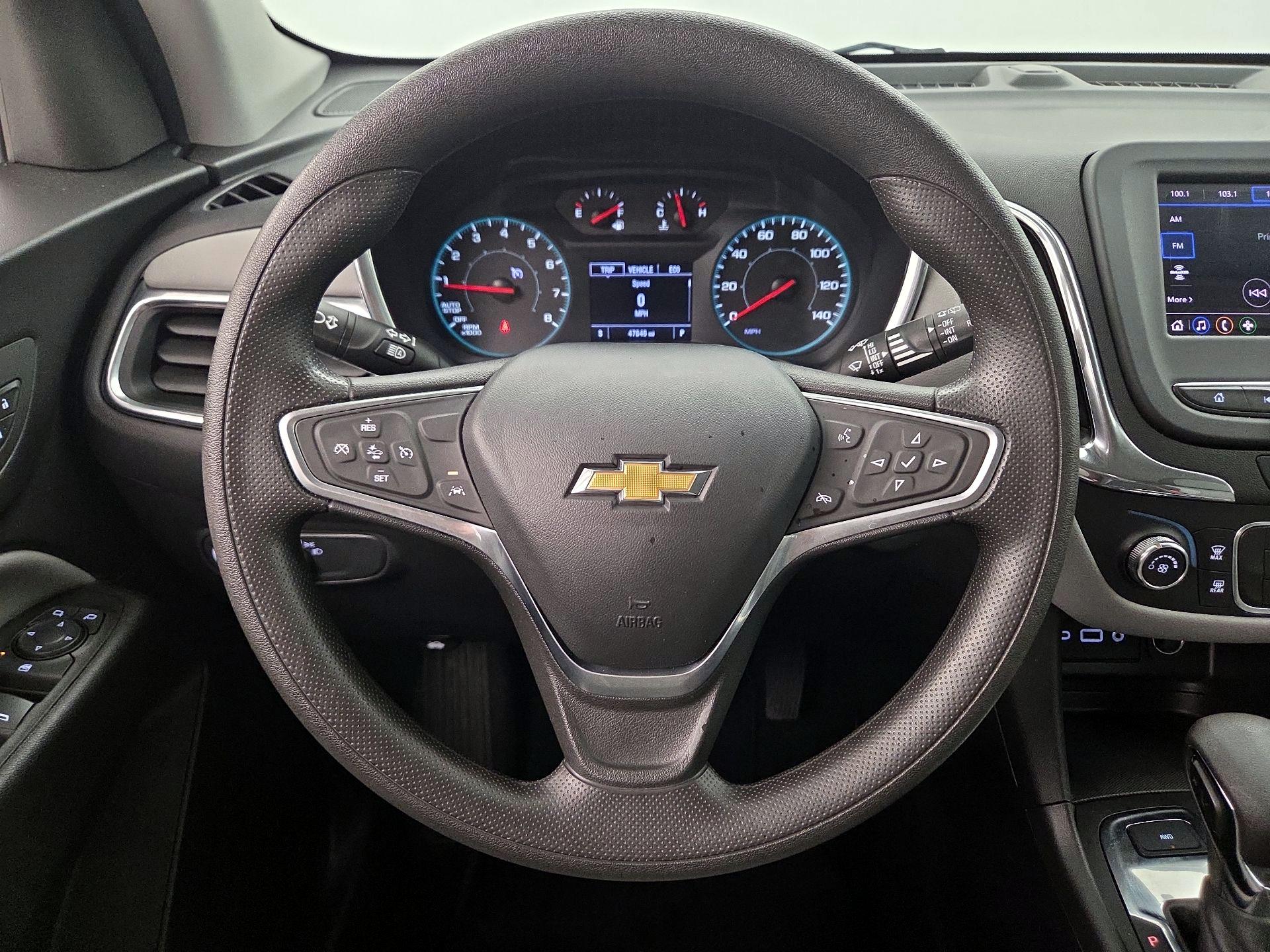 Thumbnail: 2022 Chevrolet Equinox - 10