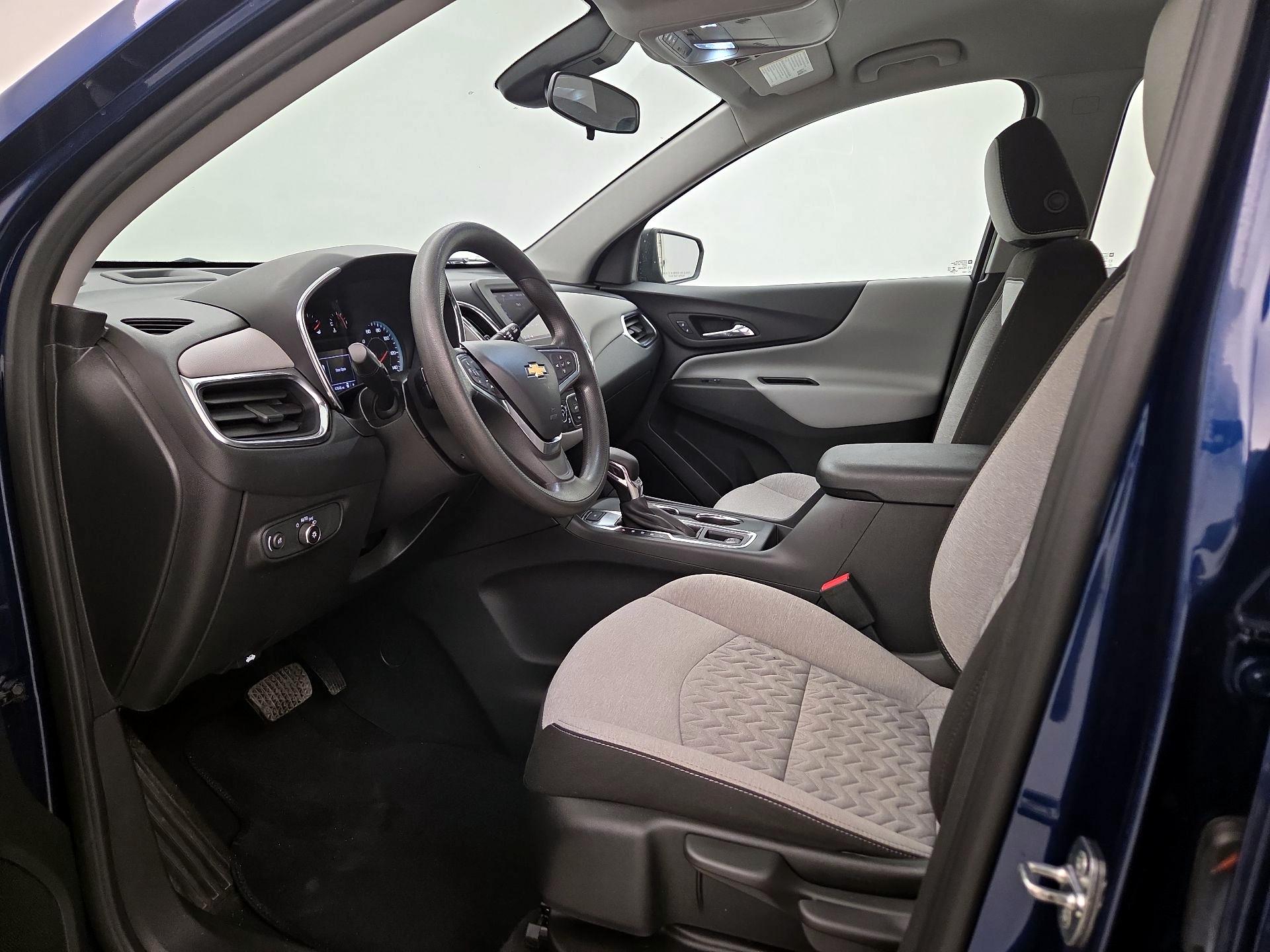 Thumbnail: 2022 Chevrolet Equinox - 11