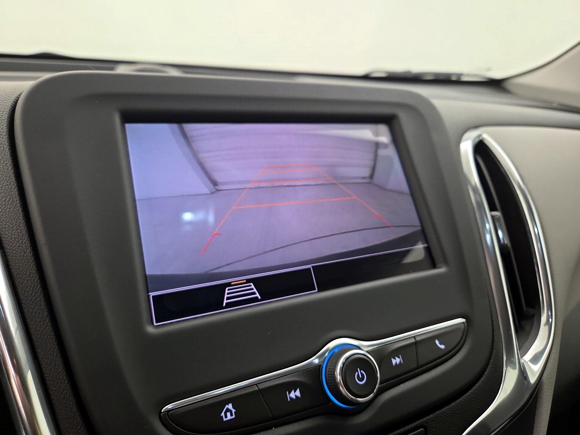 Thumbnail: 2022 Chevrolet Equinox - 14