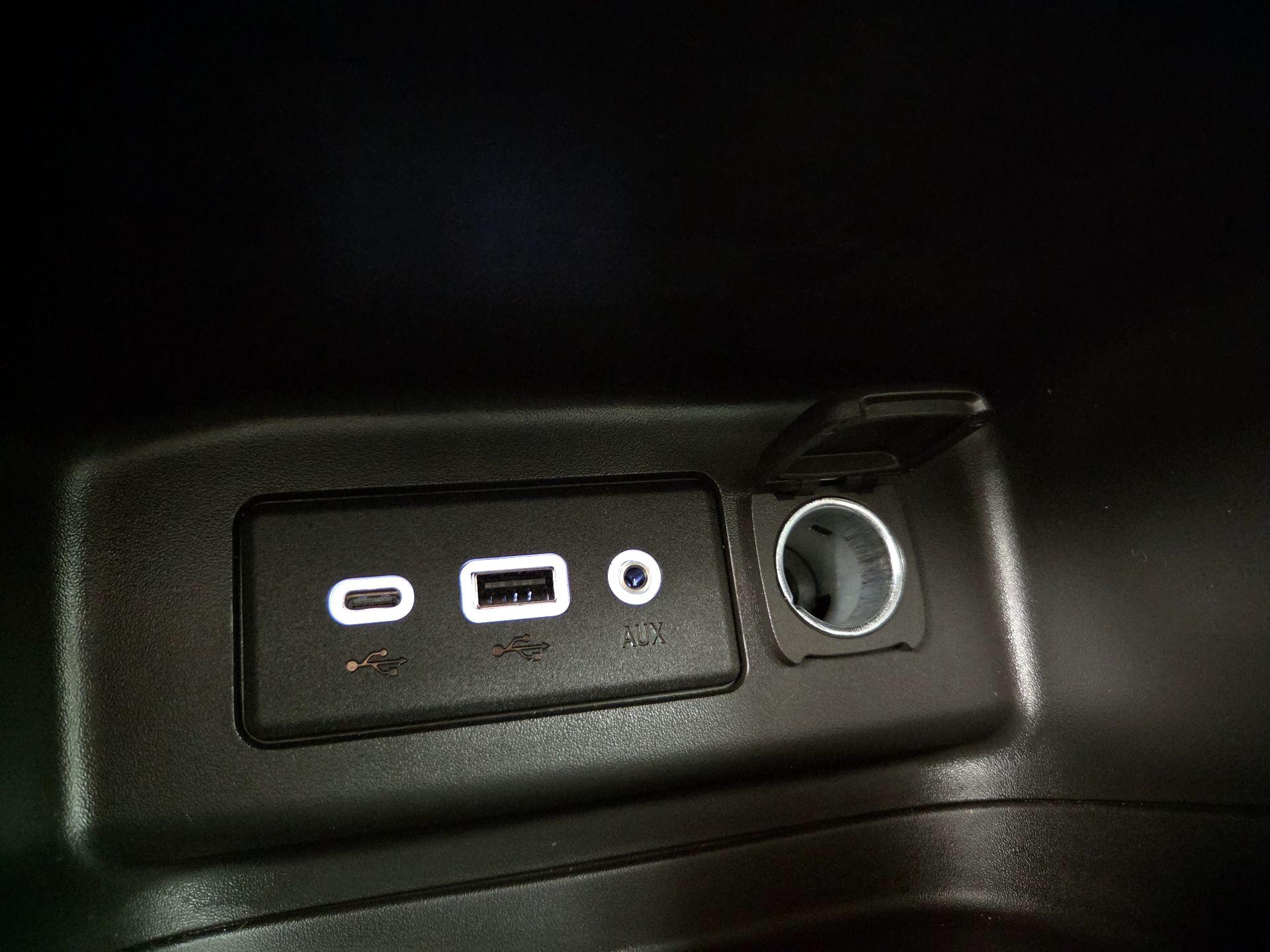 Thumbnail: 2022 Chevrolet Equinox - 18