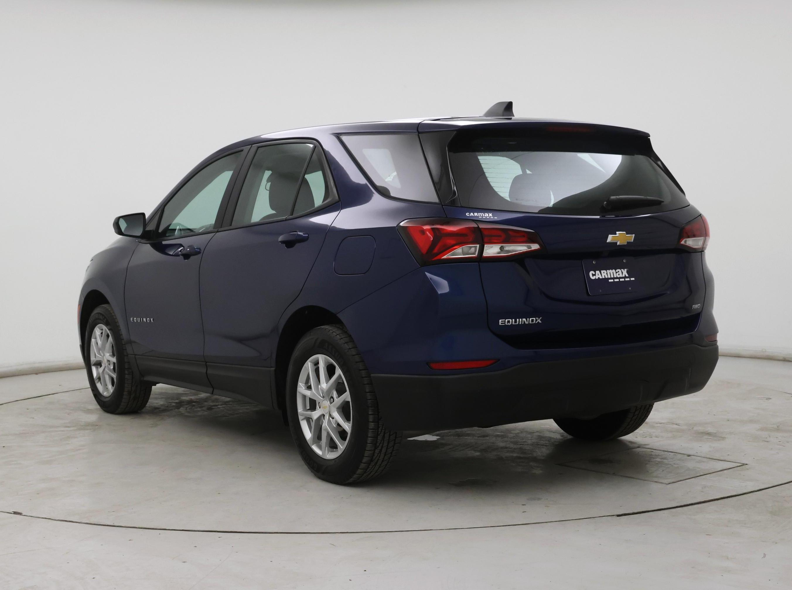 Thumbnail: 2022 Chevrolet Equinox - 2