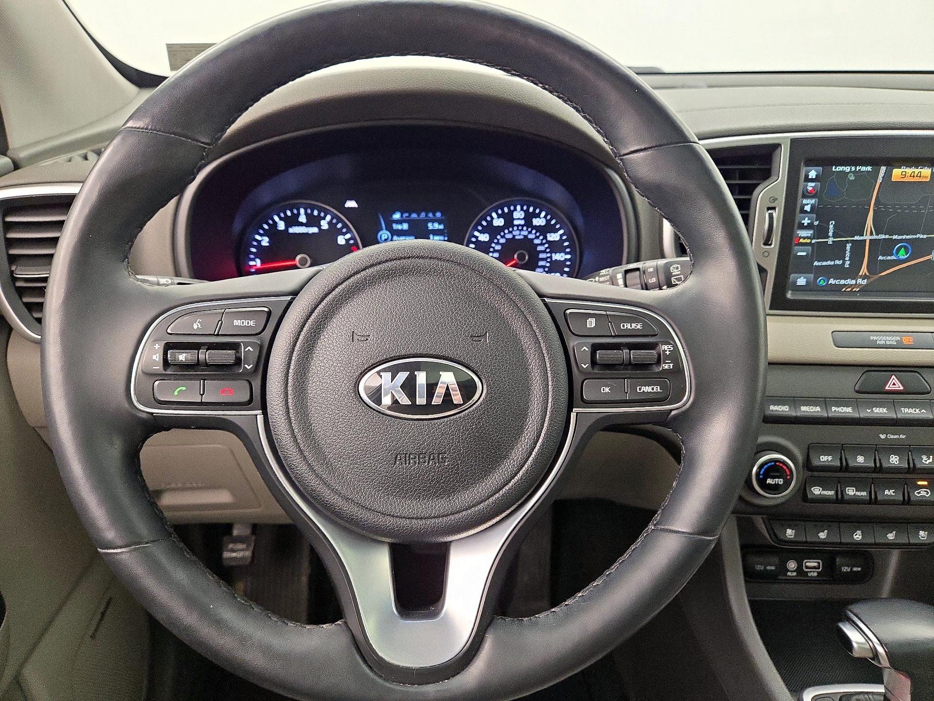 Thumbnail: 2017 Kia Sportage - 10