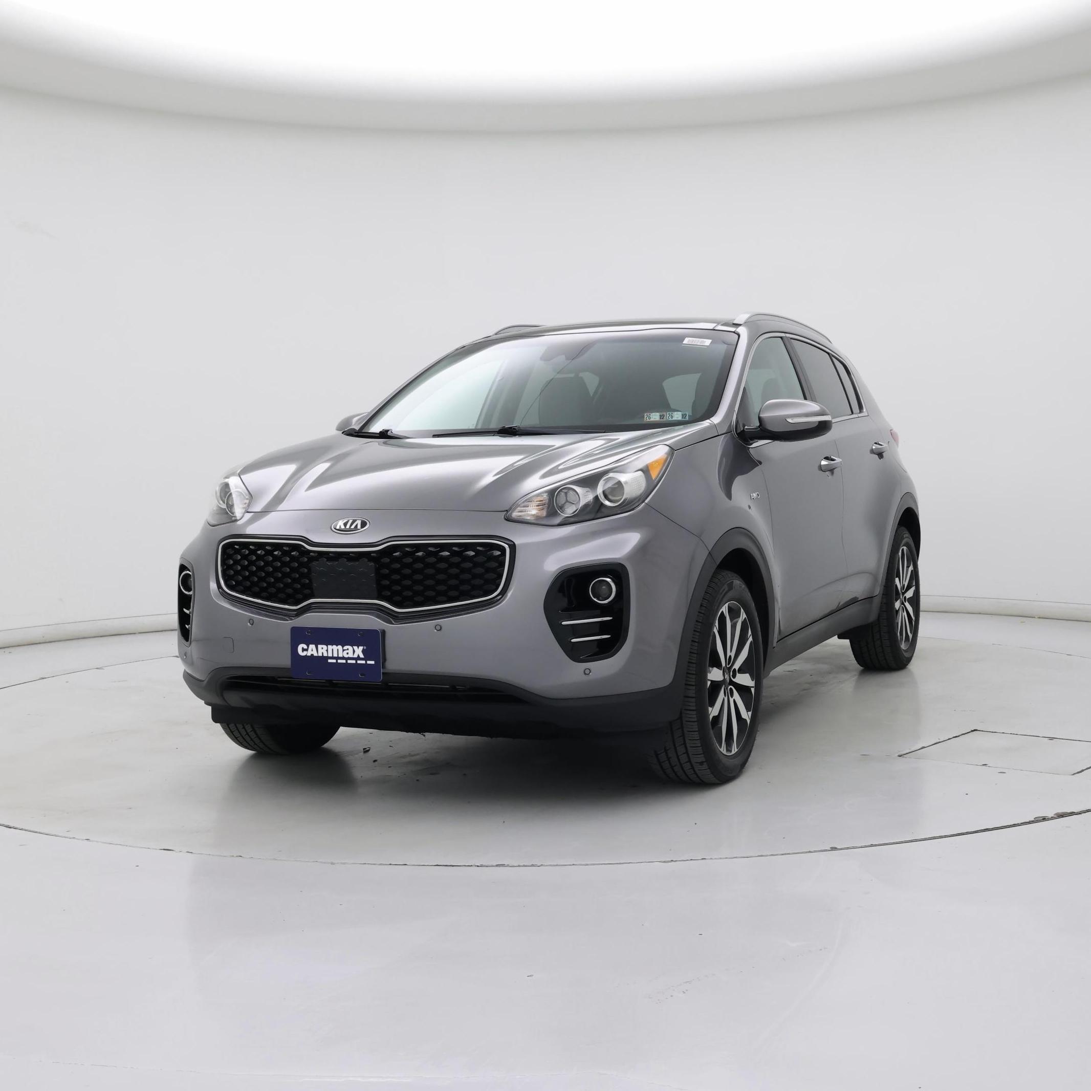 Thumbnail: 2017 Kia Sportage - 4