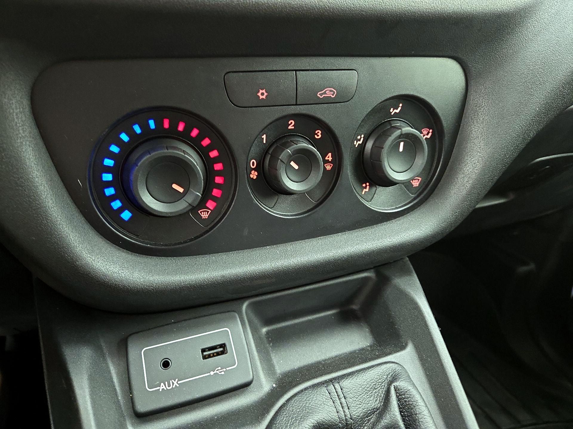 Thumbnail: 2018 RAM ProMaster City - 15