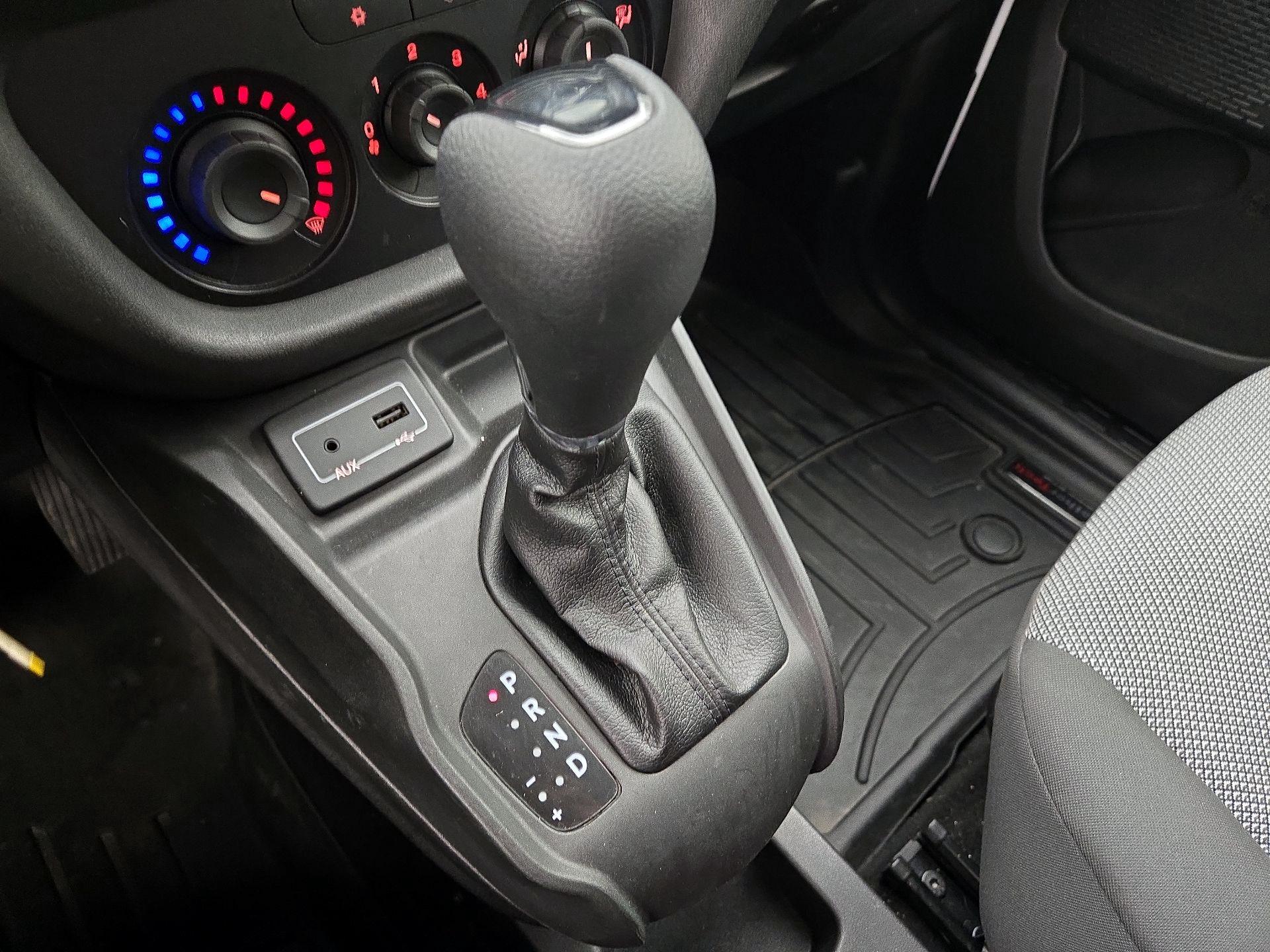 Thumbnail: 2018 RAM ProMaster City - 16