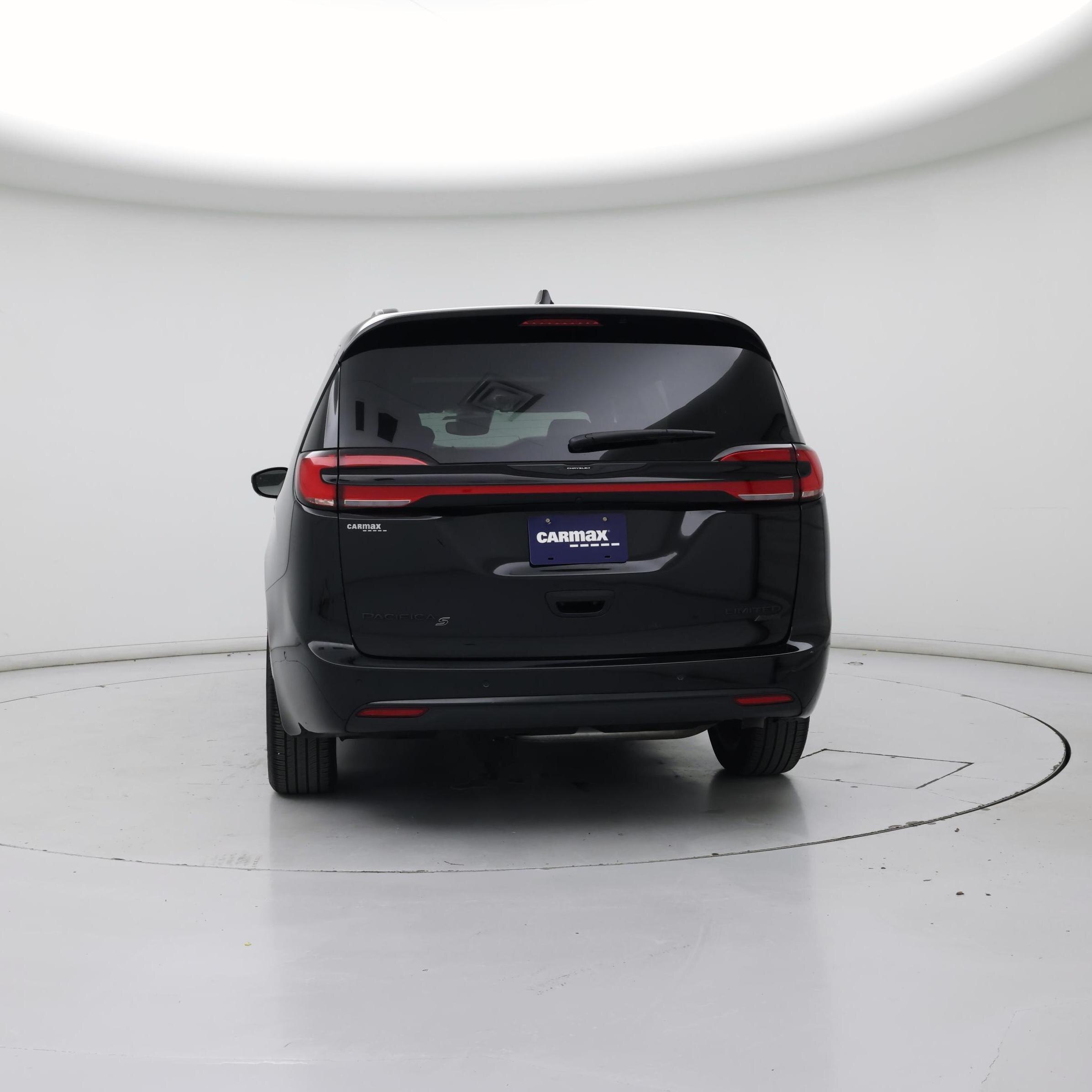 Thumbnail: 2025 Chrysler Pacifica - 6