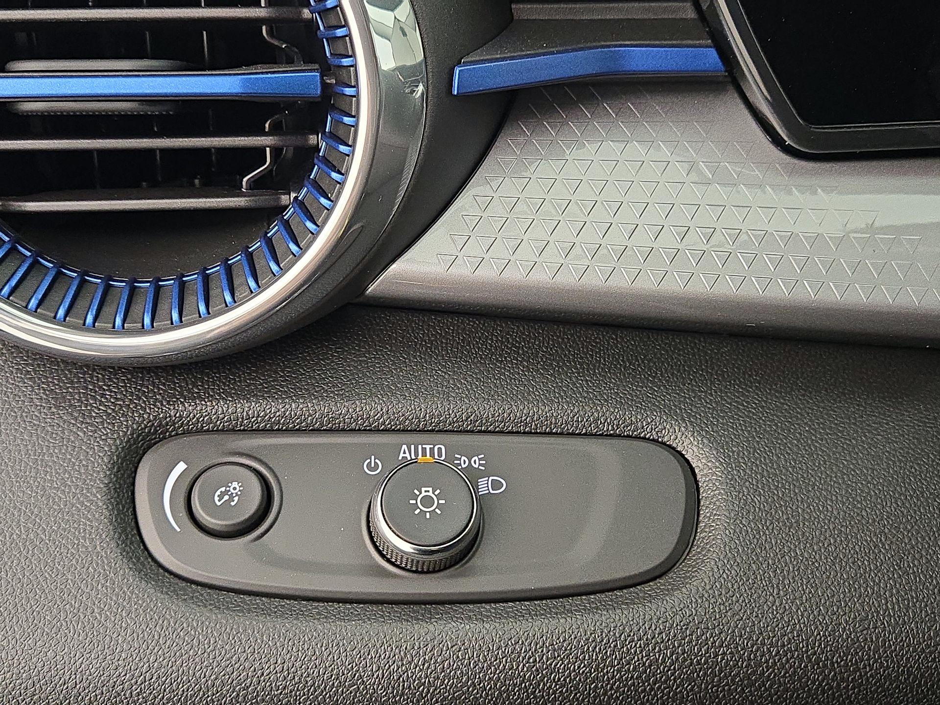 Thumbnail: 2024 Chevrolet Trax - 13