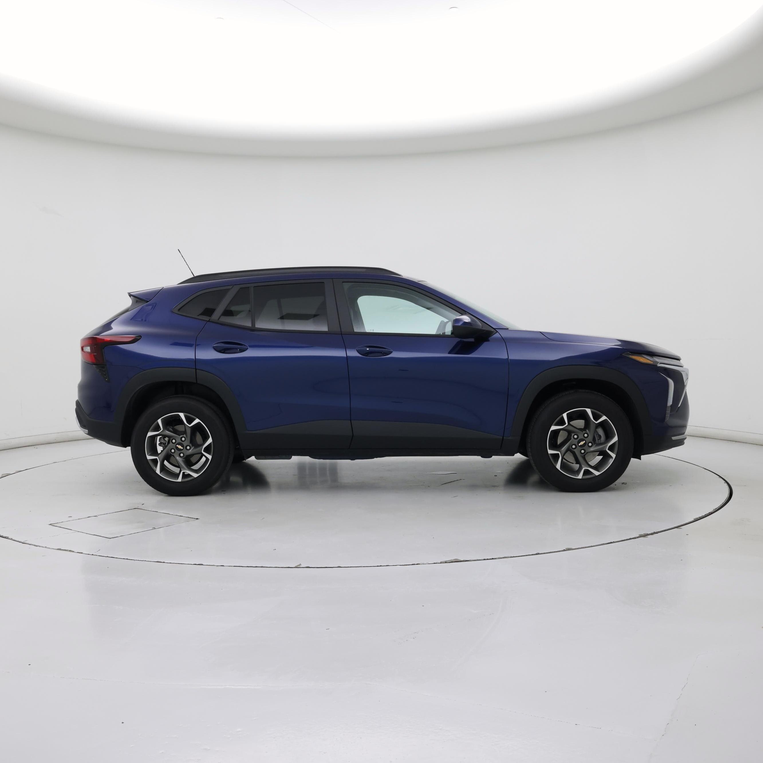 Thumbnail: 2024 Chevrolet Trax - 7