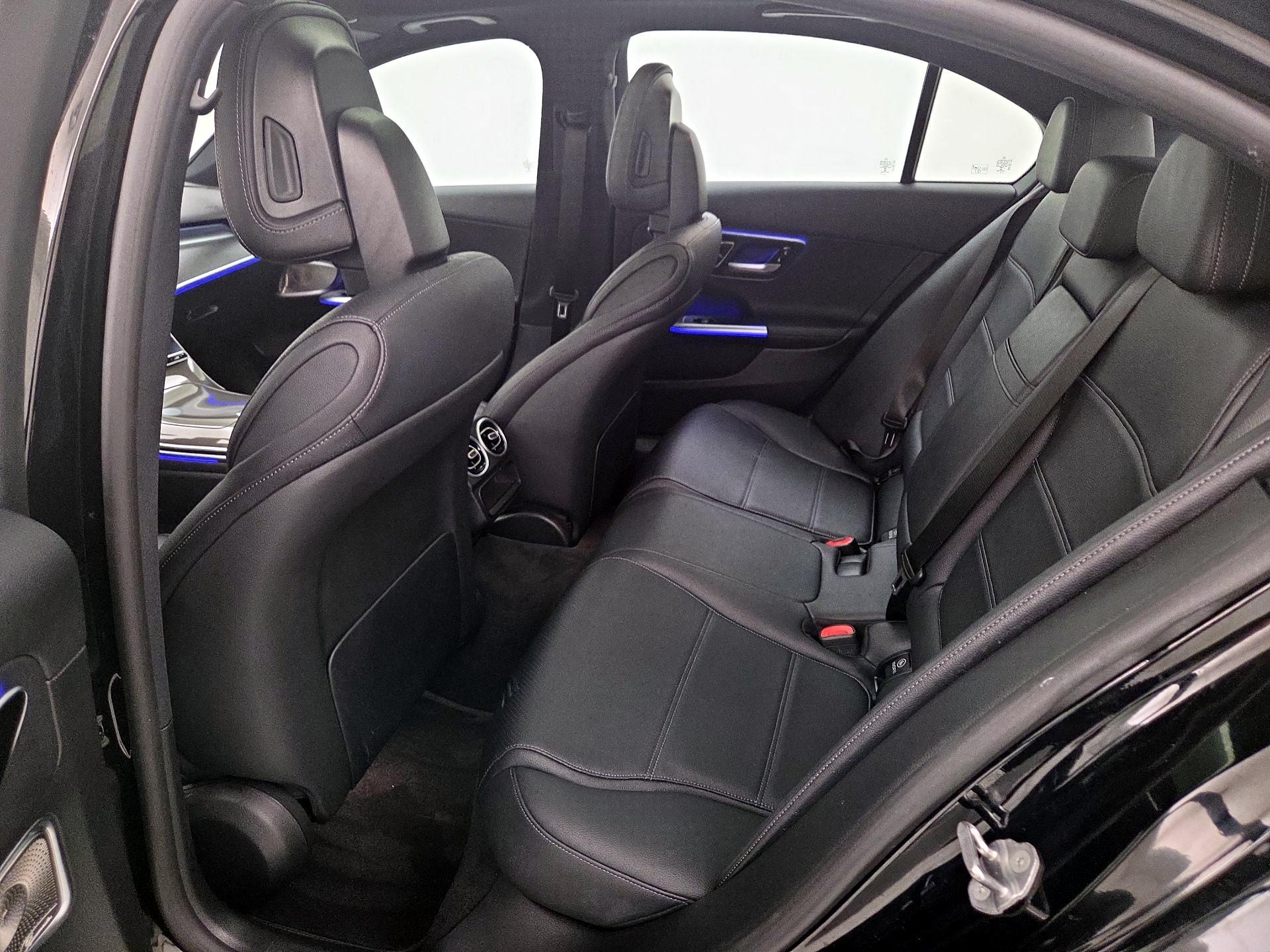 Thumbnail: 2022 Mercedes-Benz C-Class - 20