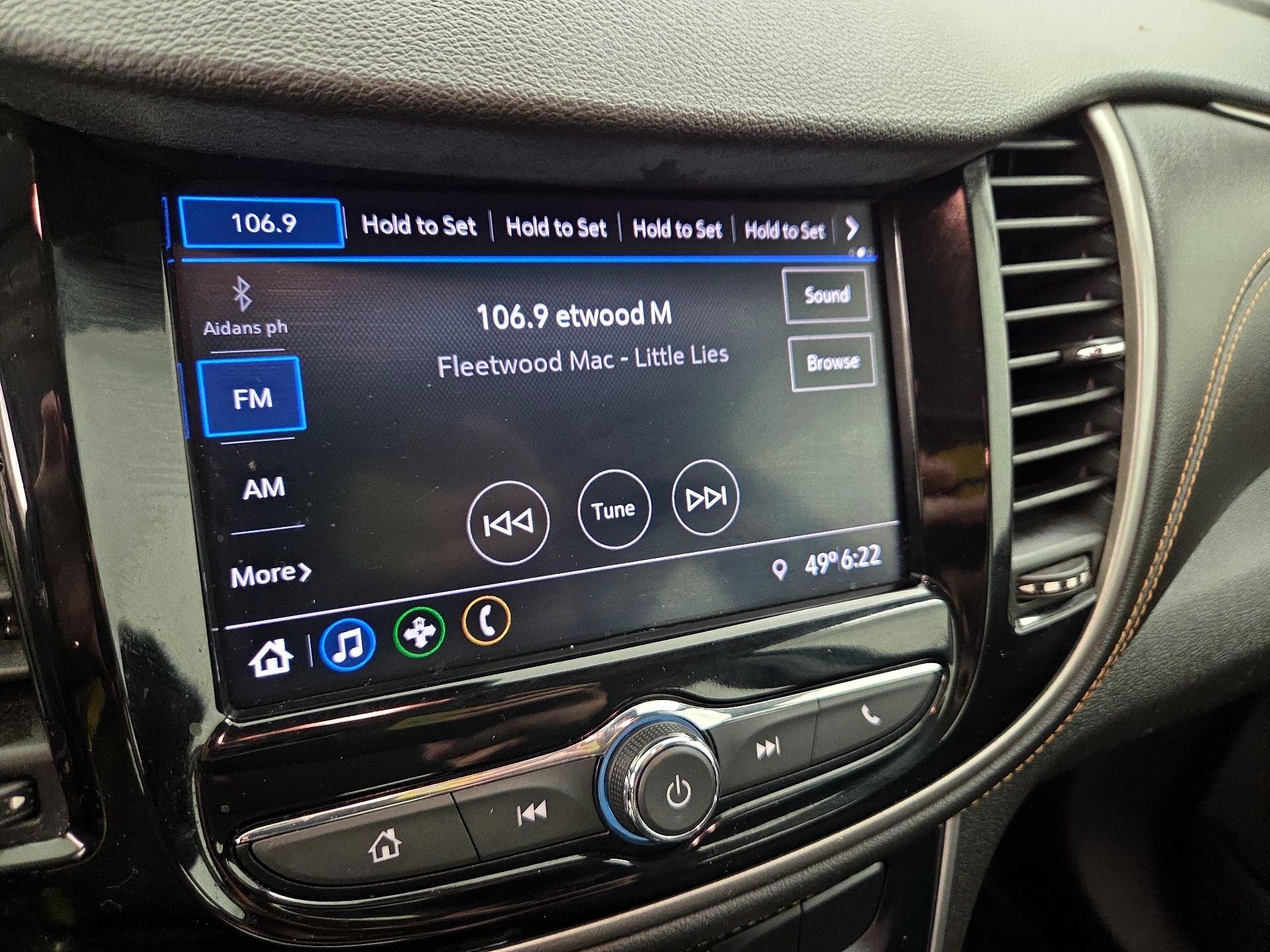 Thumbnail: 2020 Chevrolet Trax - 15