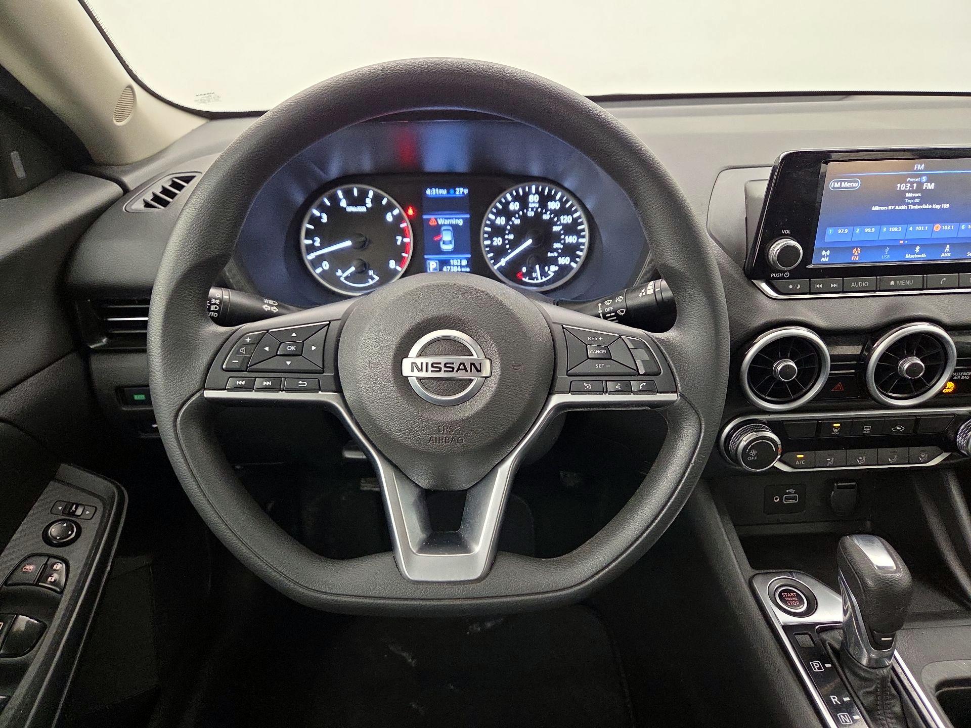 Thumbnail: 2020 Nissan Sentra - 10