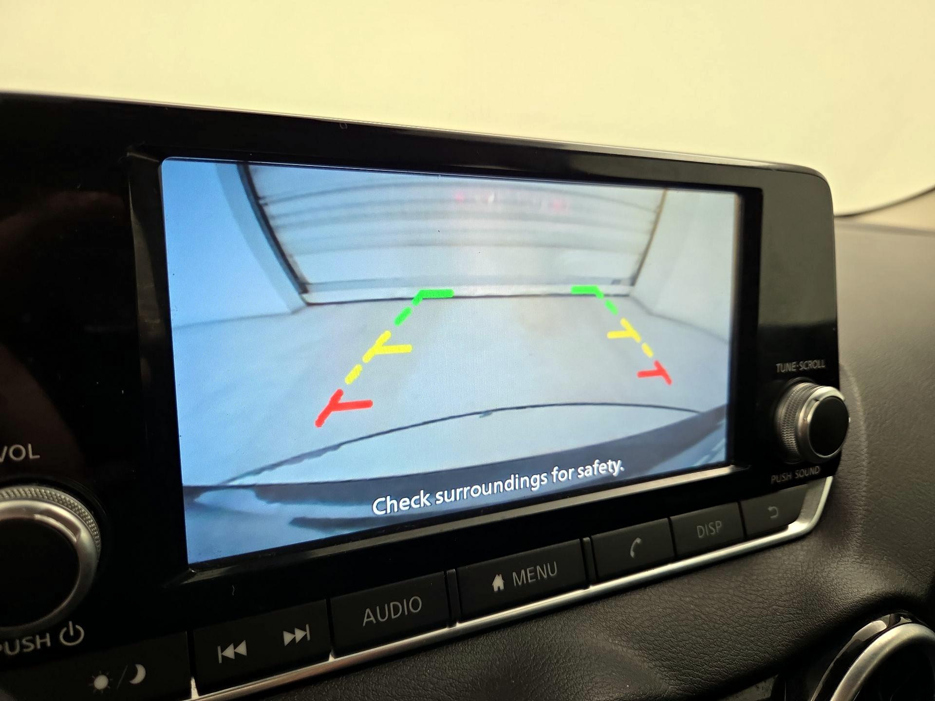 Thumbnail: 2020 Nissan Sentra - 14