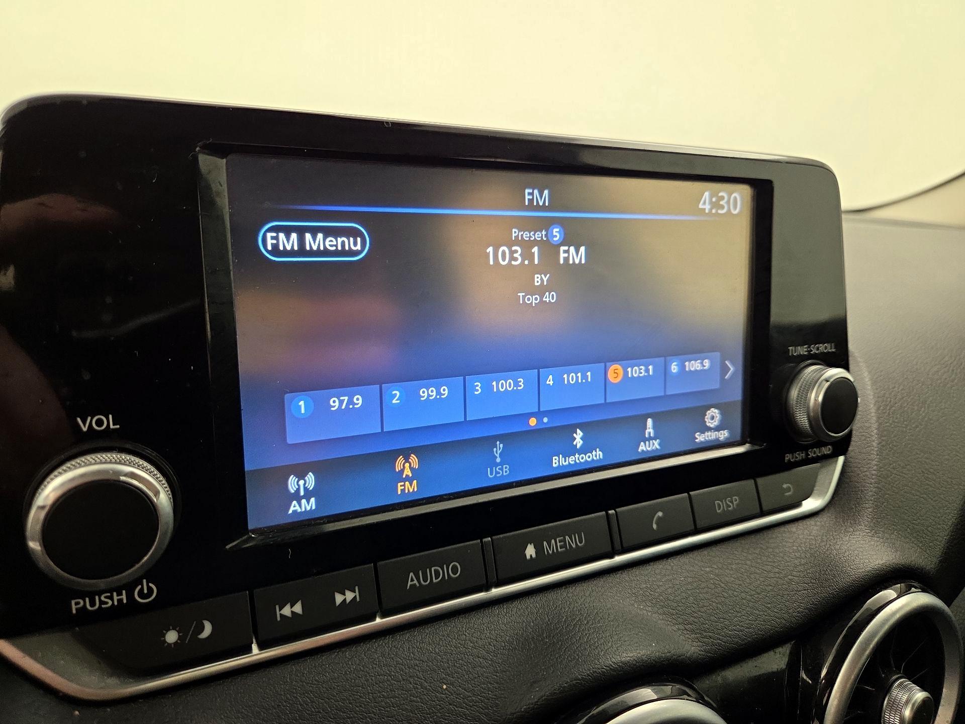 Thumbnail: 2020 Nissan Sentra - 15