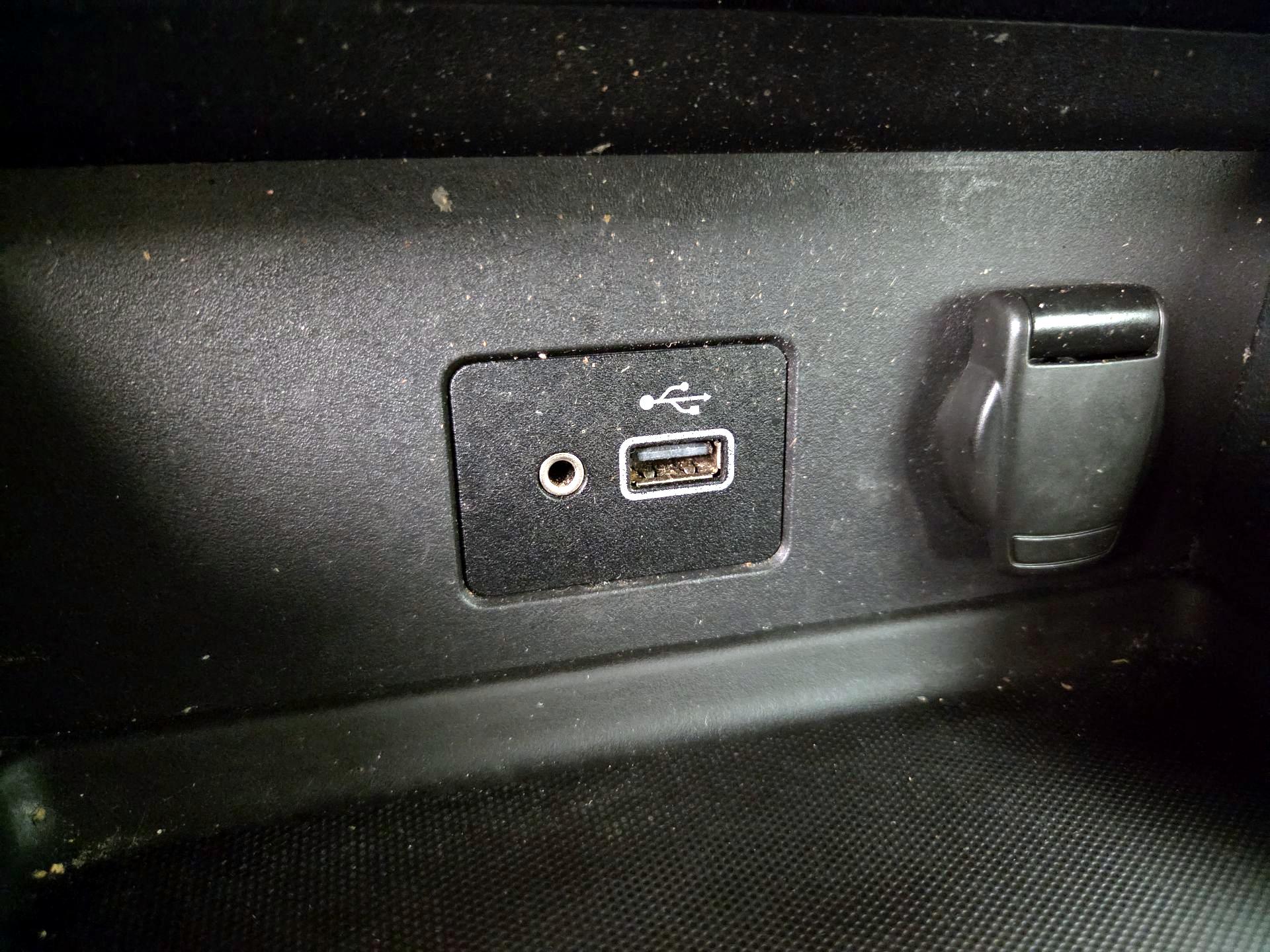 Thumbnail: 2020 Nissan Sentra - 18