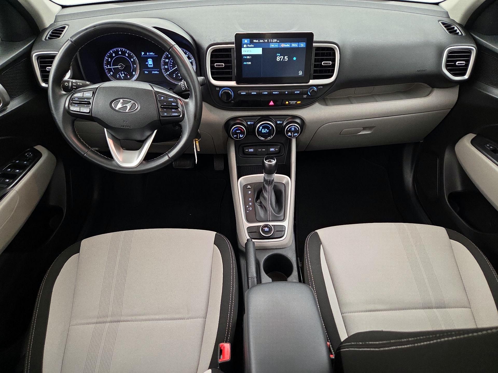 Thumbnail: 2022 Hyundai Venue - 9