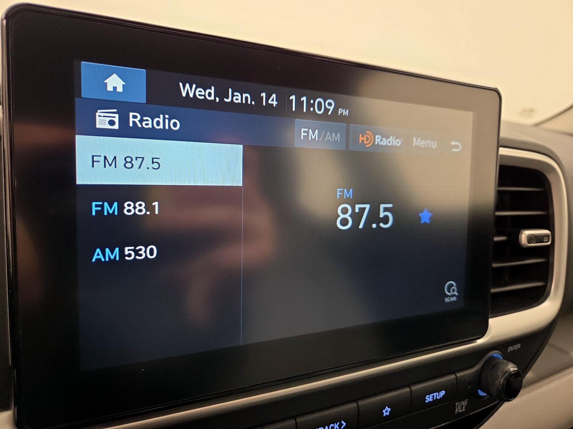 Thumbnail: 2022 Hyundai Venue - 15