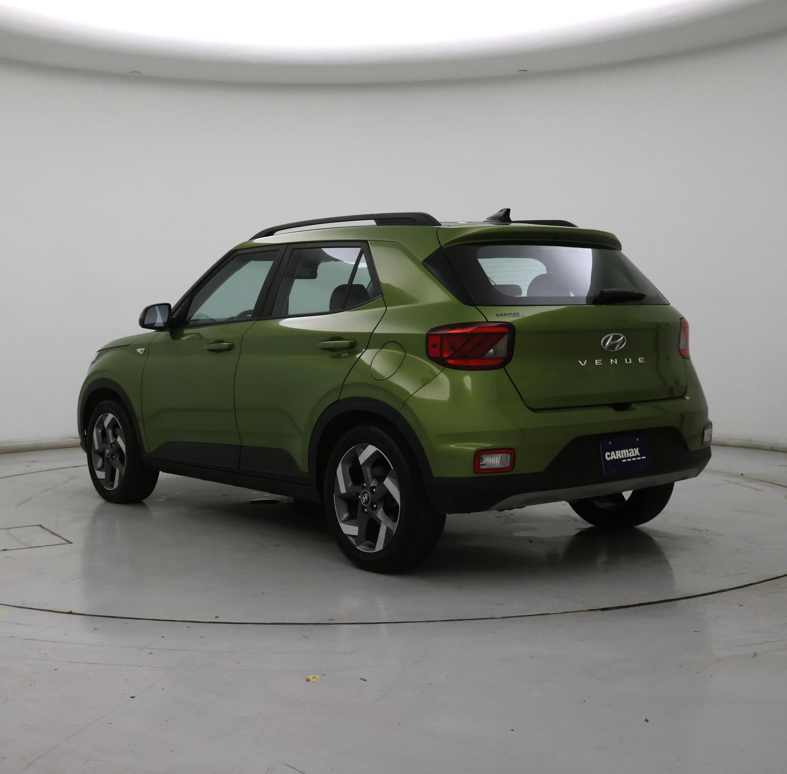 Thumbnail: 2022 Hyundai Venue - 2