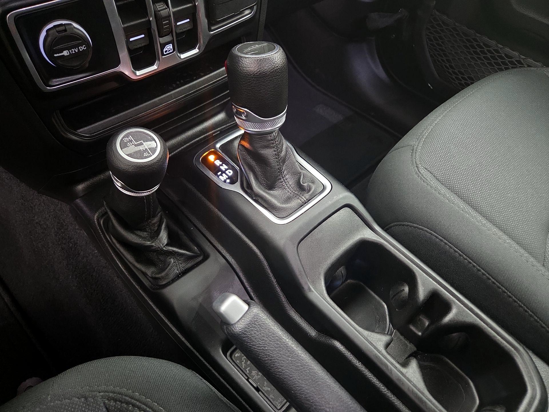 Thumbnail: 2022 Jeep Gladiator - 15