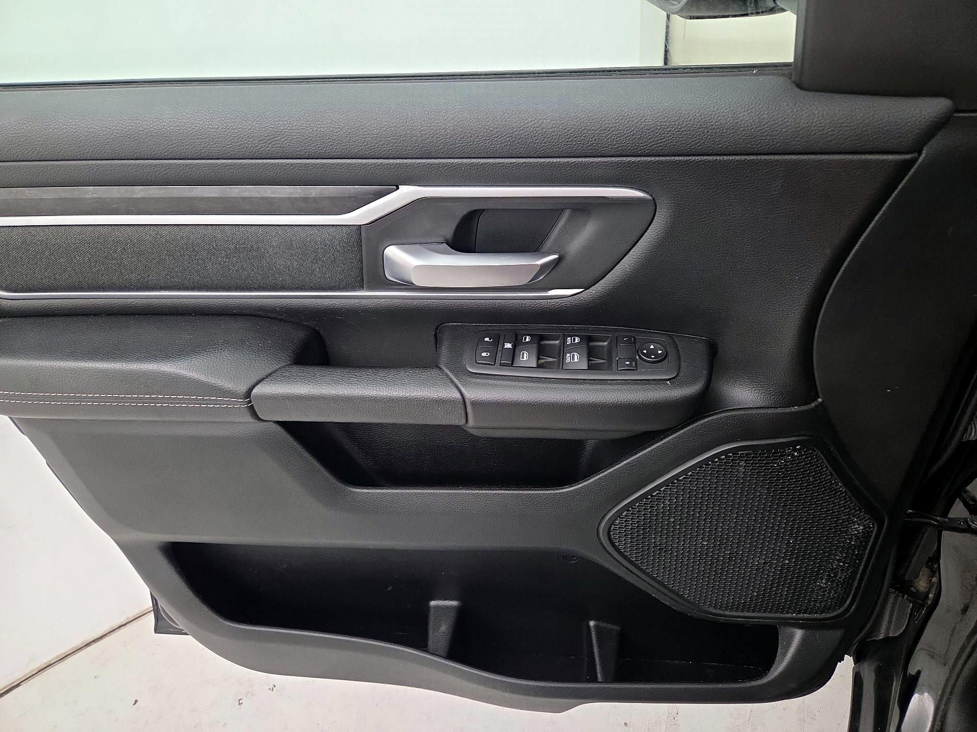 Thumbnail: 2022 RAM 1500 - 10