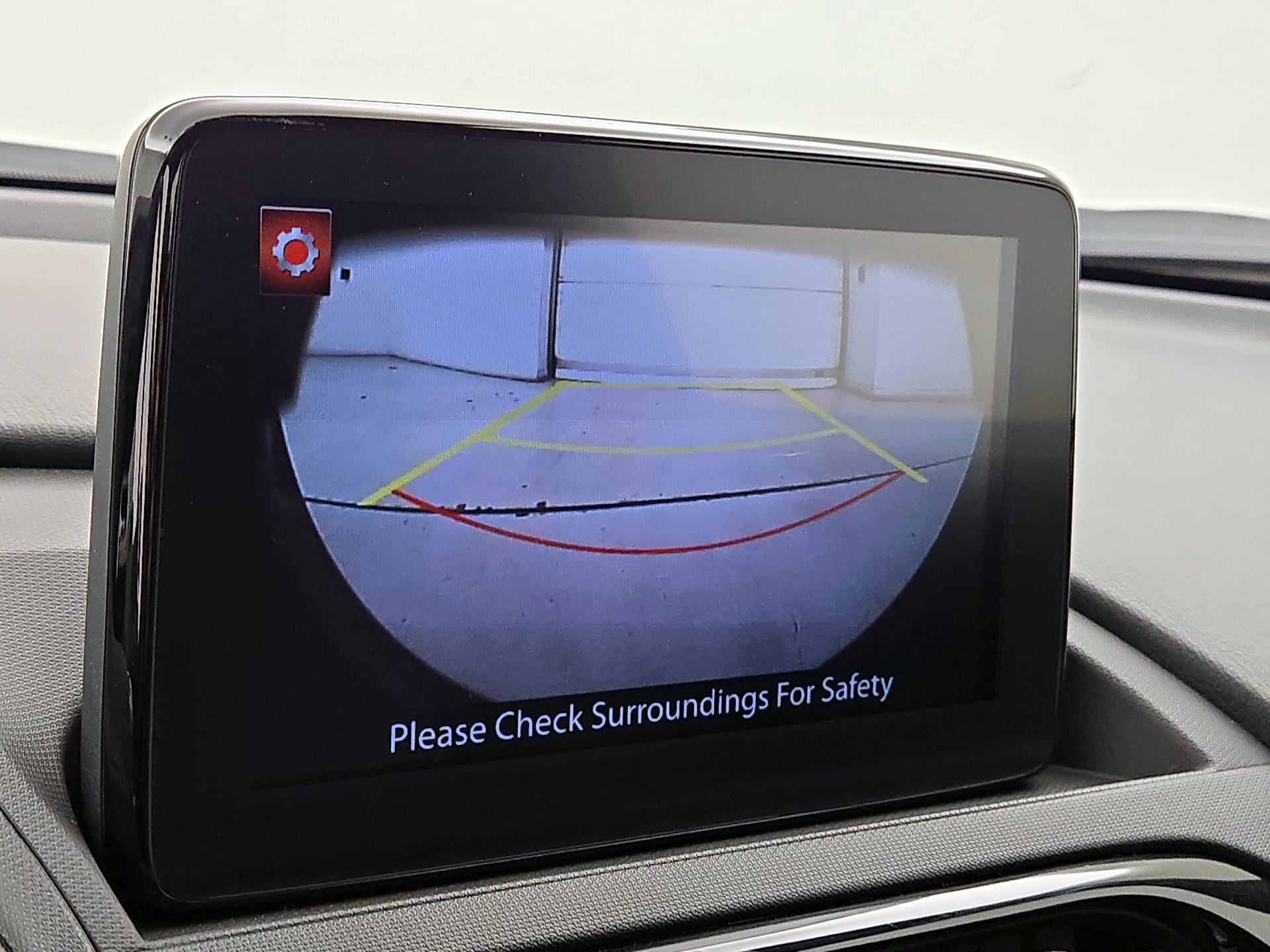 Thumbnail: 2019 Mazda MX-5 Miata - 14