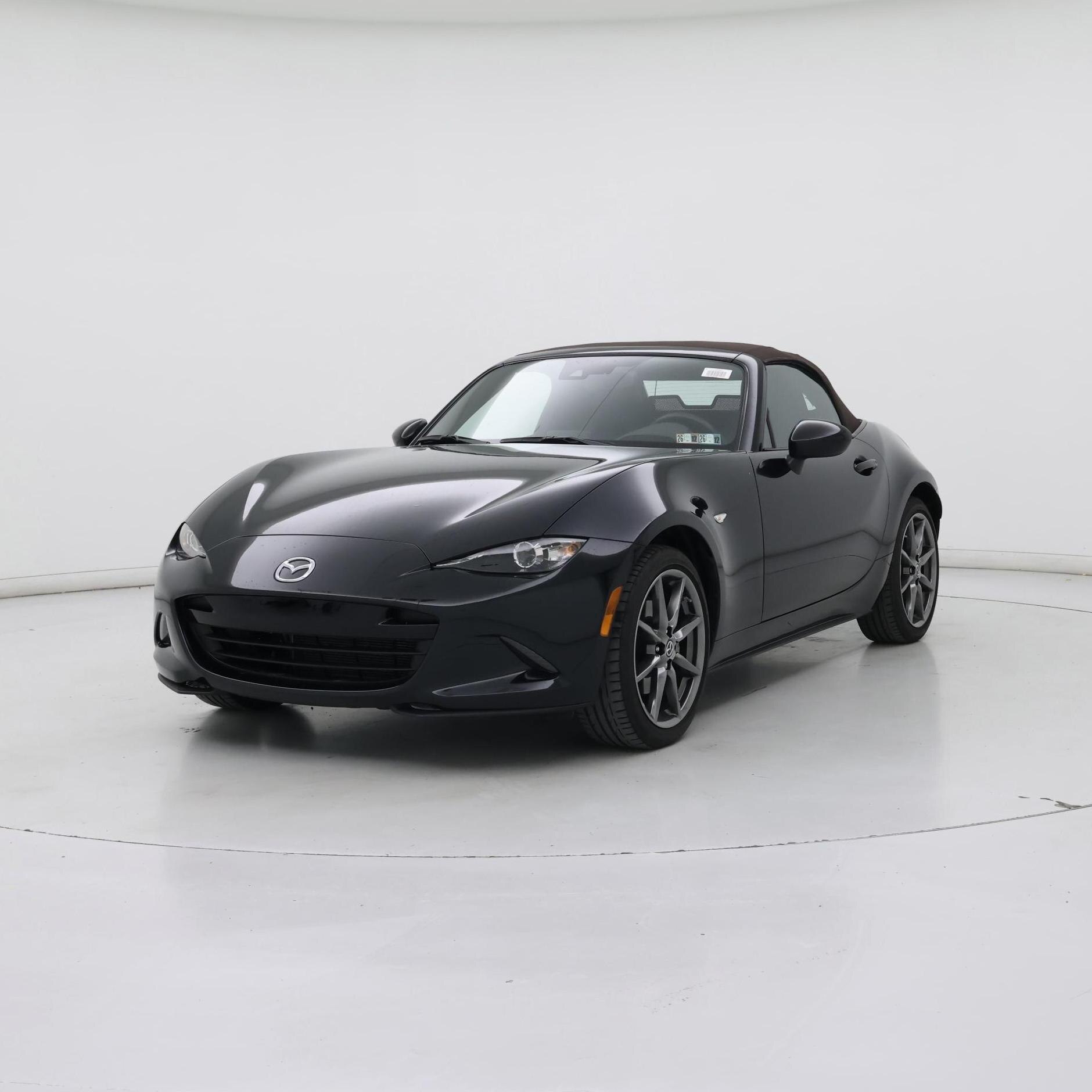 Thumbnail: 2019 Mazda MX-5 Miata - 4