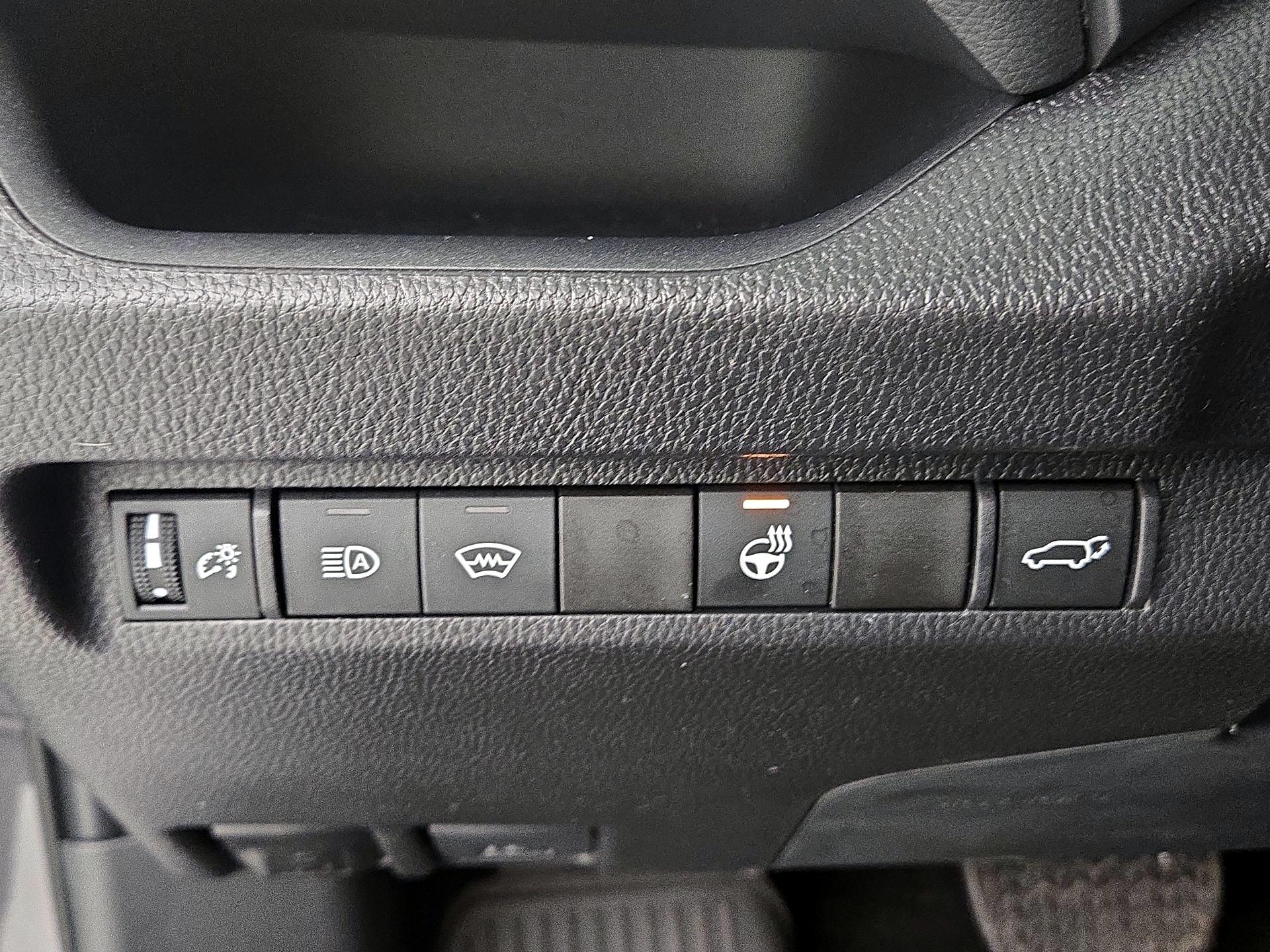 Thumbnail: 2025 Toyota RAV4 - 13