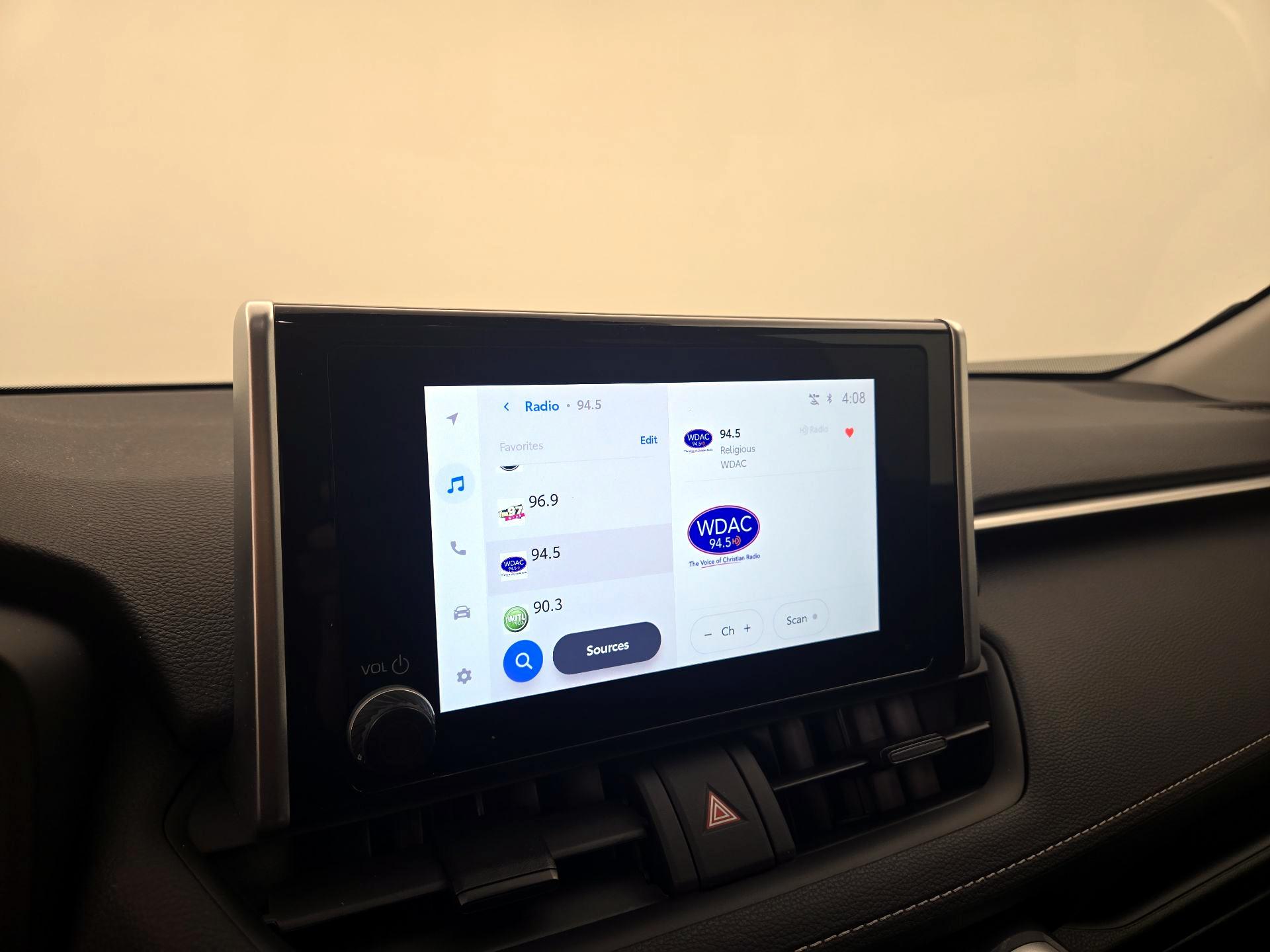 Thumbnail: 2025 Toyota RAV4 - 15