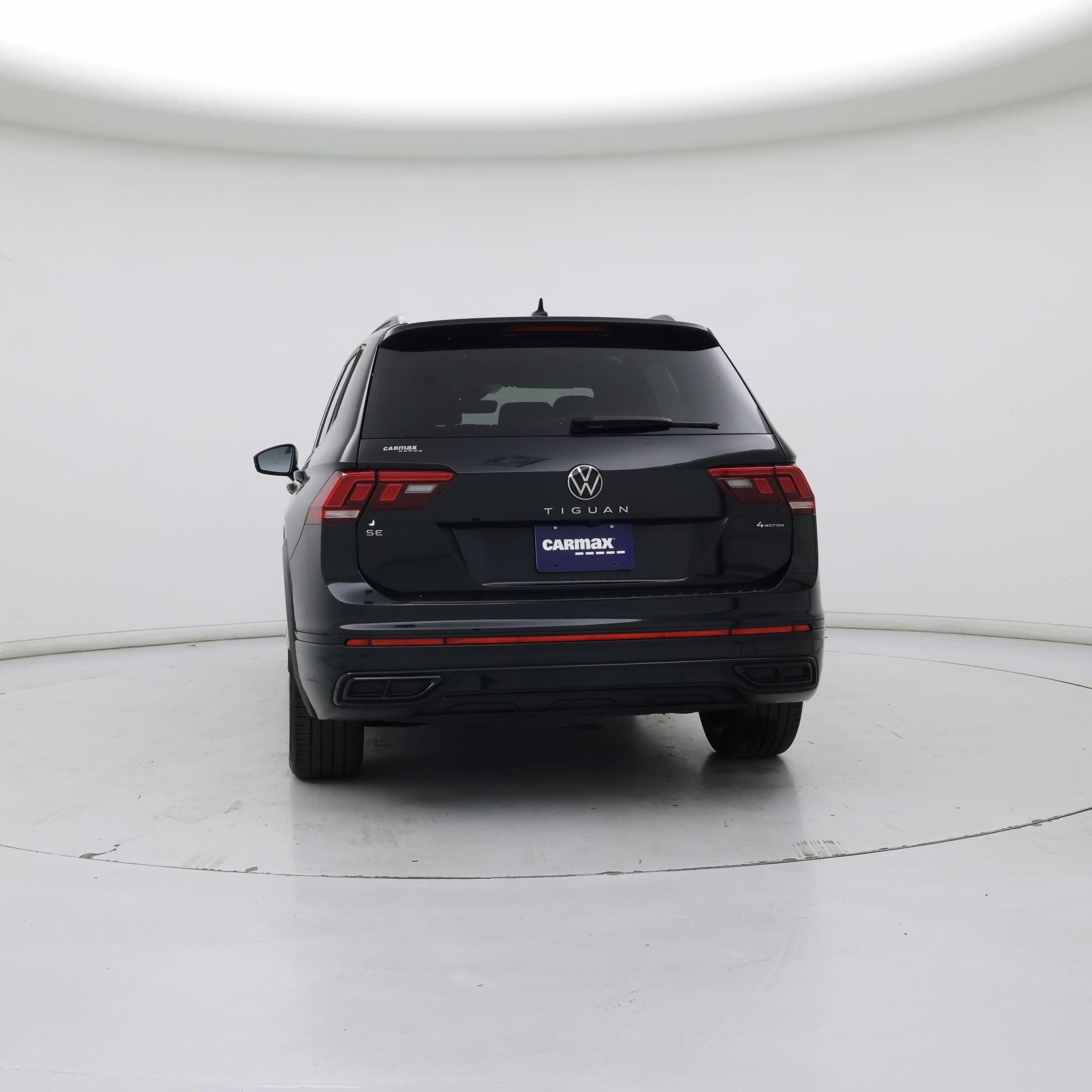 Thumbnail: 2023 Volkswagen Tiguan - 6